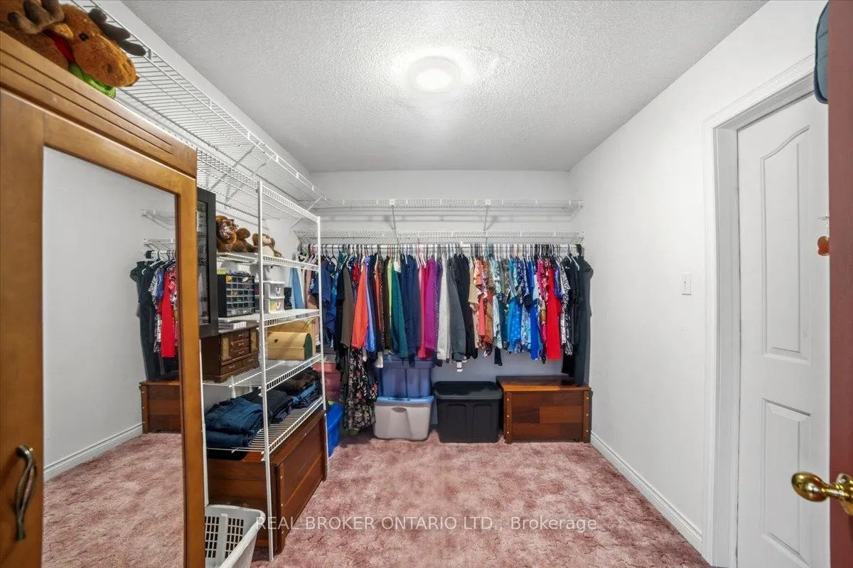 Photo 22 of 106 Spruceside Crescent, Pelham, Fonthill — HOMEH