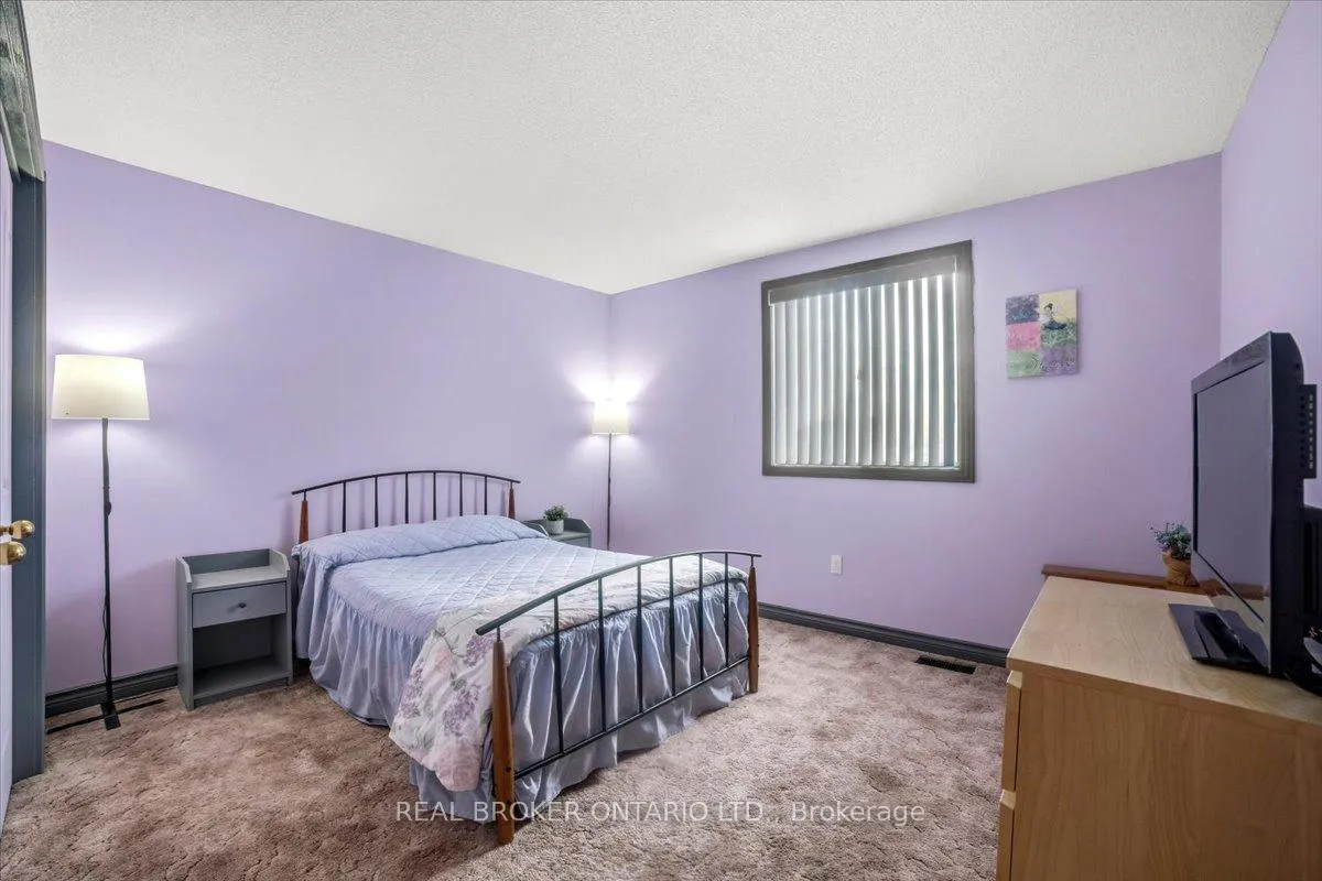 Photo 26 of 106 Spruceside Crescent, Pelham, Fonthill — HOMEH