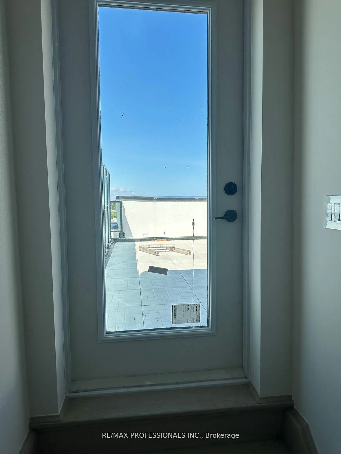 Photo 25 of Unit 410, 123 Maurice Drive, Oakville, Central — HOMEH