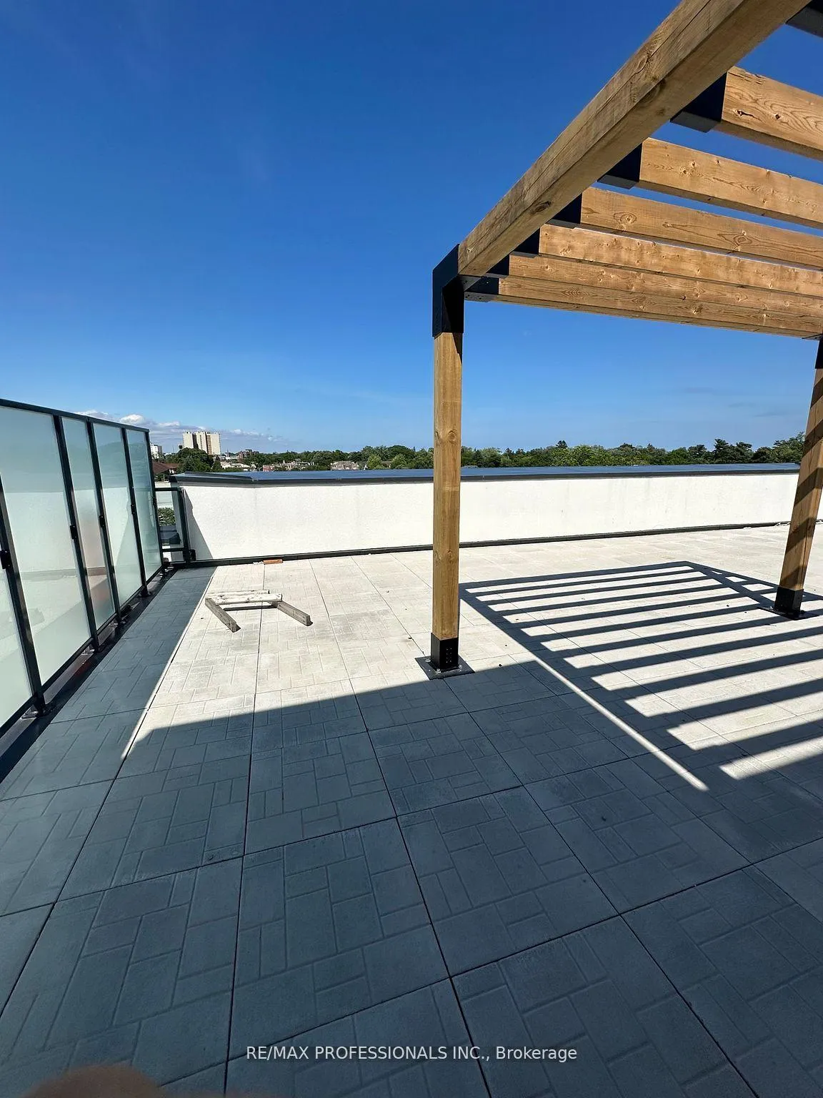 Photo 27 of Unit 410, 123 Maurice Drive, Oakville, Central — HOMEH
