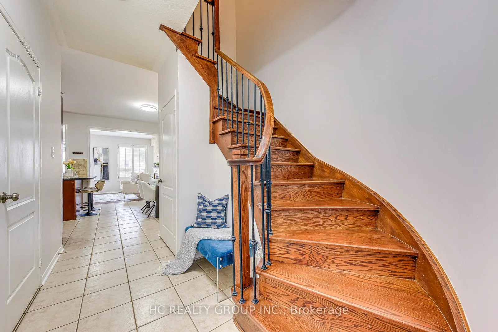 Photo 15 of 2344 Stone Glen Crescent, Oakville, Westmount — HOMEH