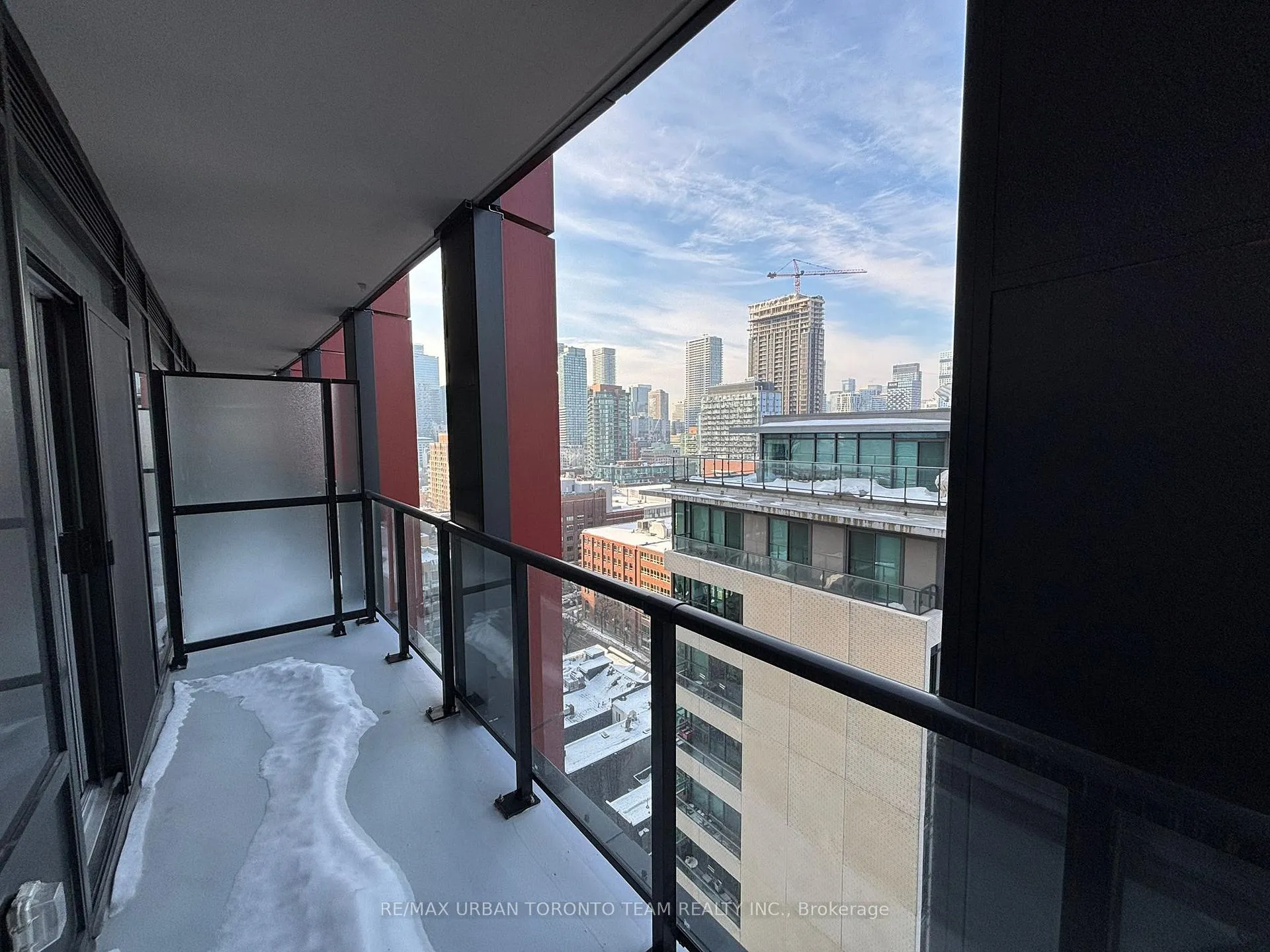 Photo 6 of Unit 2016, 180 Front Street E, Toronto, Moss Park — HOMEH