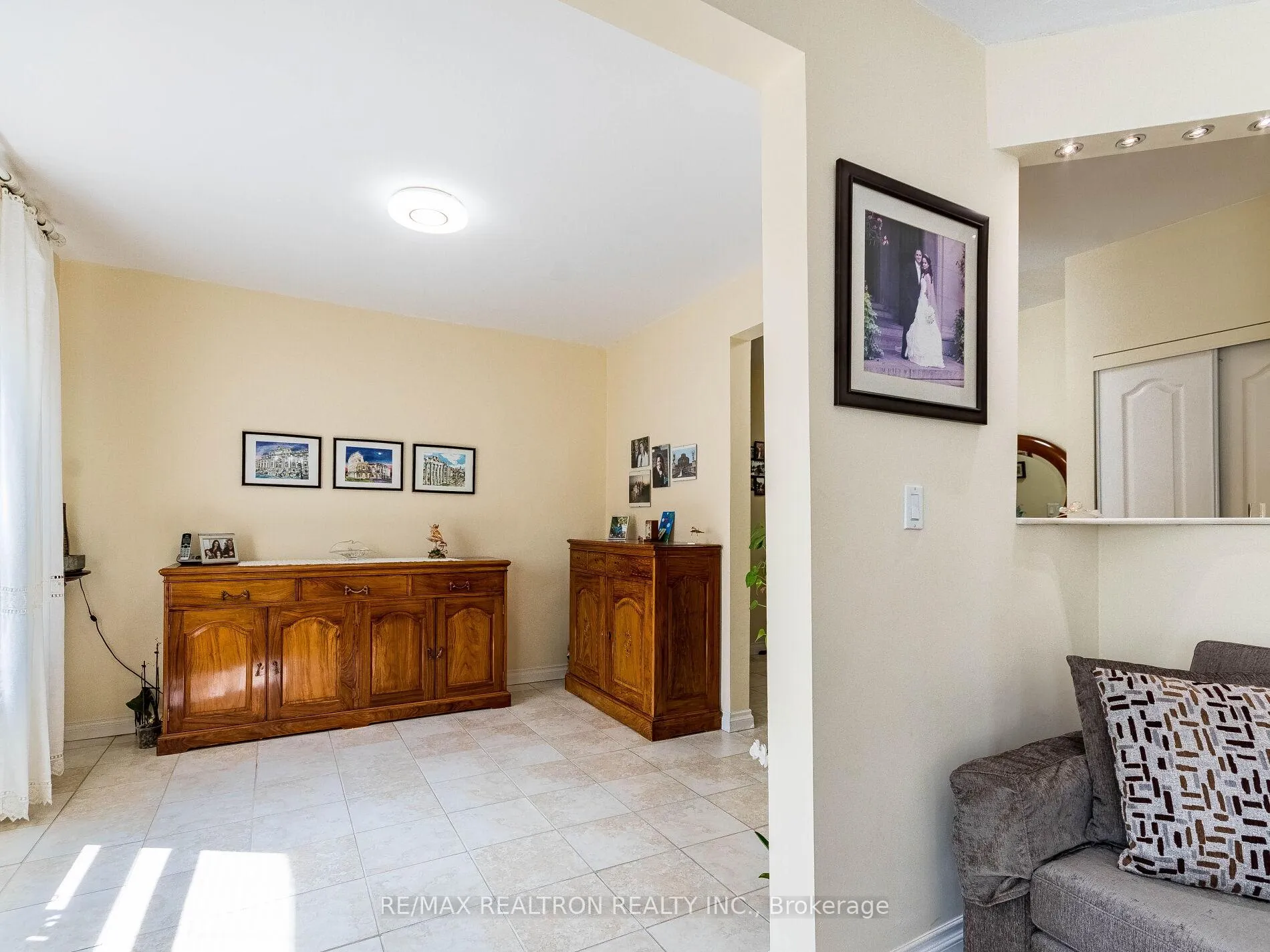 Photo 10 of 1038 St Clair Avenue W, Toronto, Oakwood Village — HOMEH