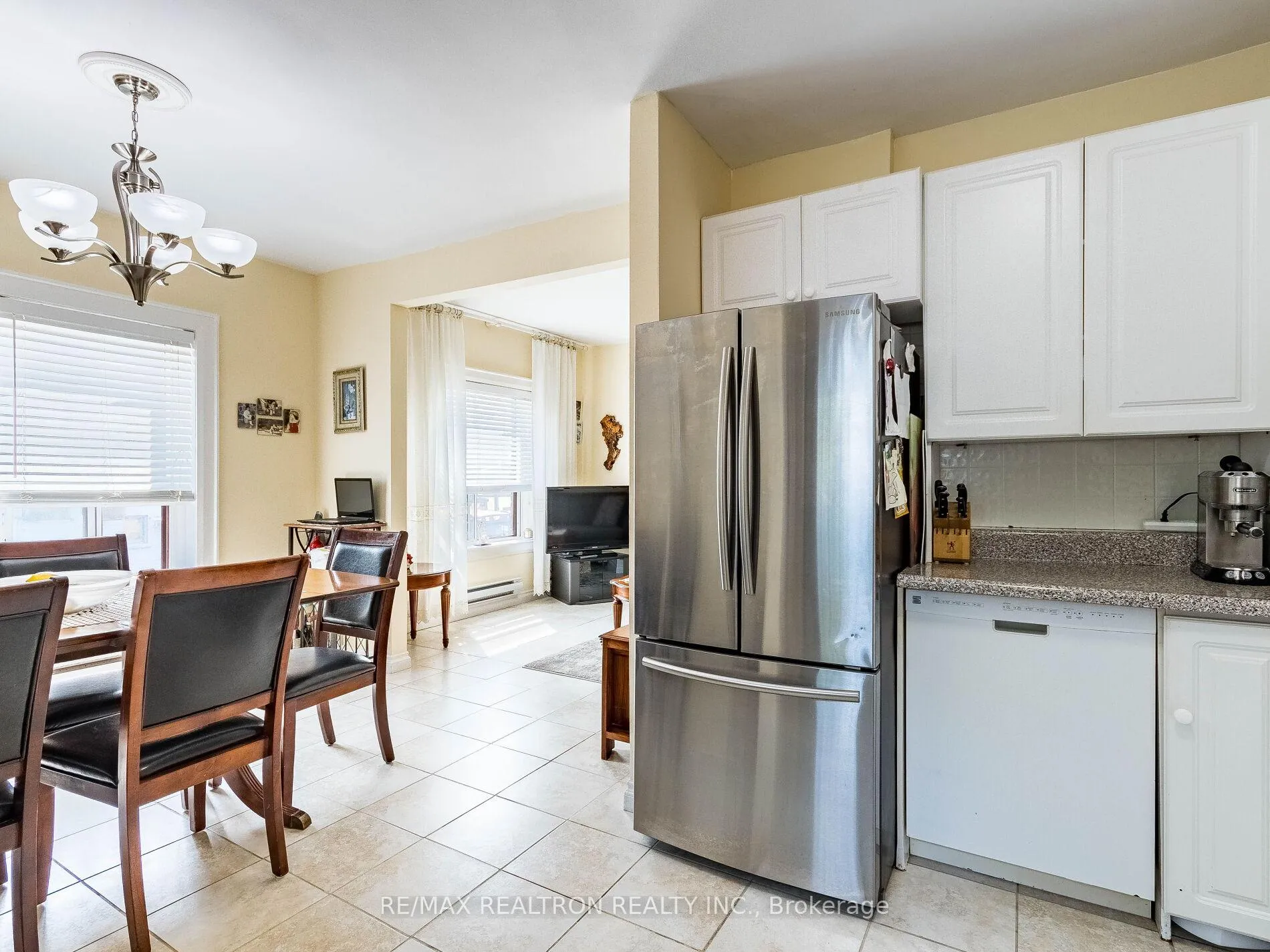 Photo 18 of 1038 St Clair Avenue W, Toronto, Oakwood Village — HOMEH
