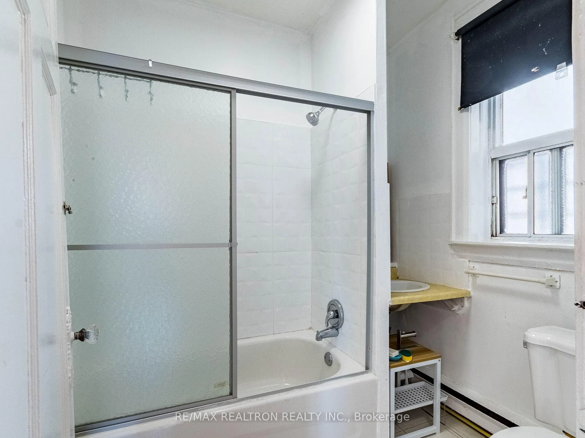 Photo 37 of 1038 St Clair Avenue W, Toronto, Oakwood Village — HOMEH