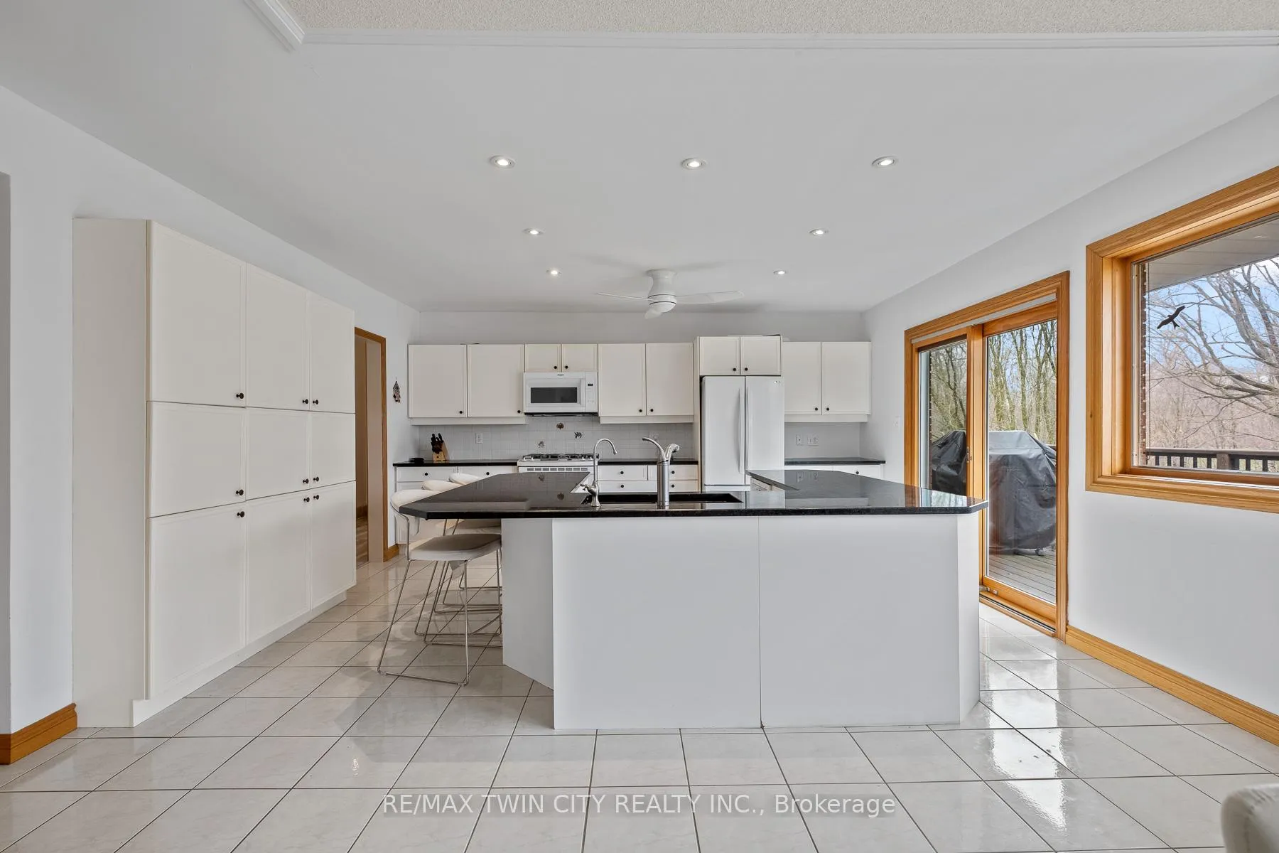 Photo 13 of 36 Maple Hill Drive, Kitchener, Westmount - Waterloo — HOMEH