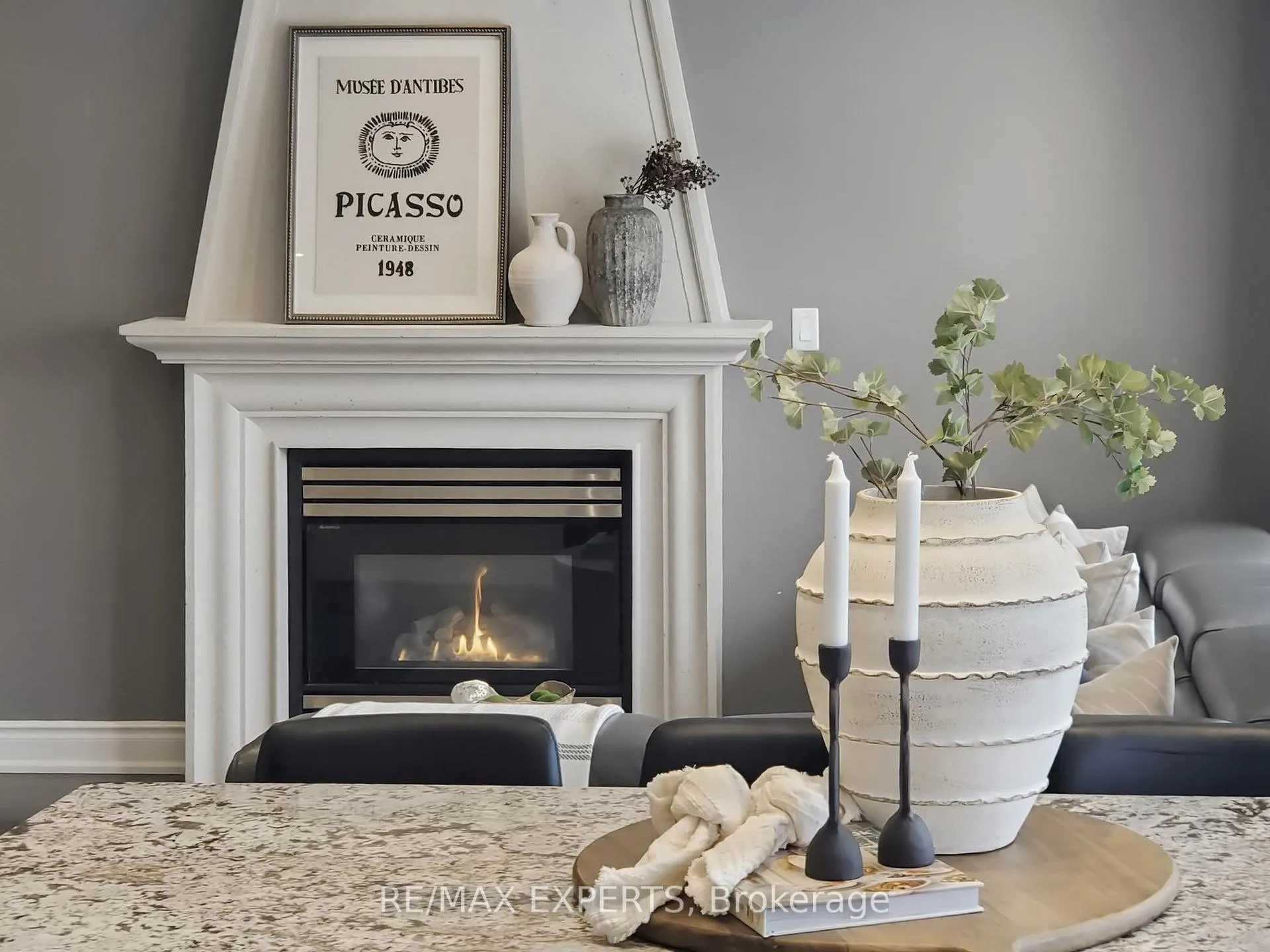 Photo 7 of 151 Veneto Drive, Vaughan, Vaughan Grove — HOMEH