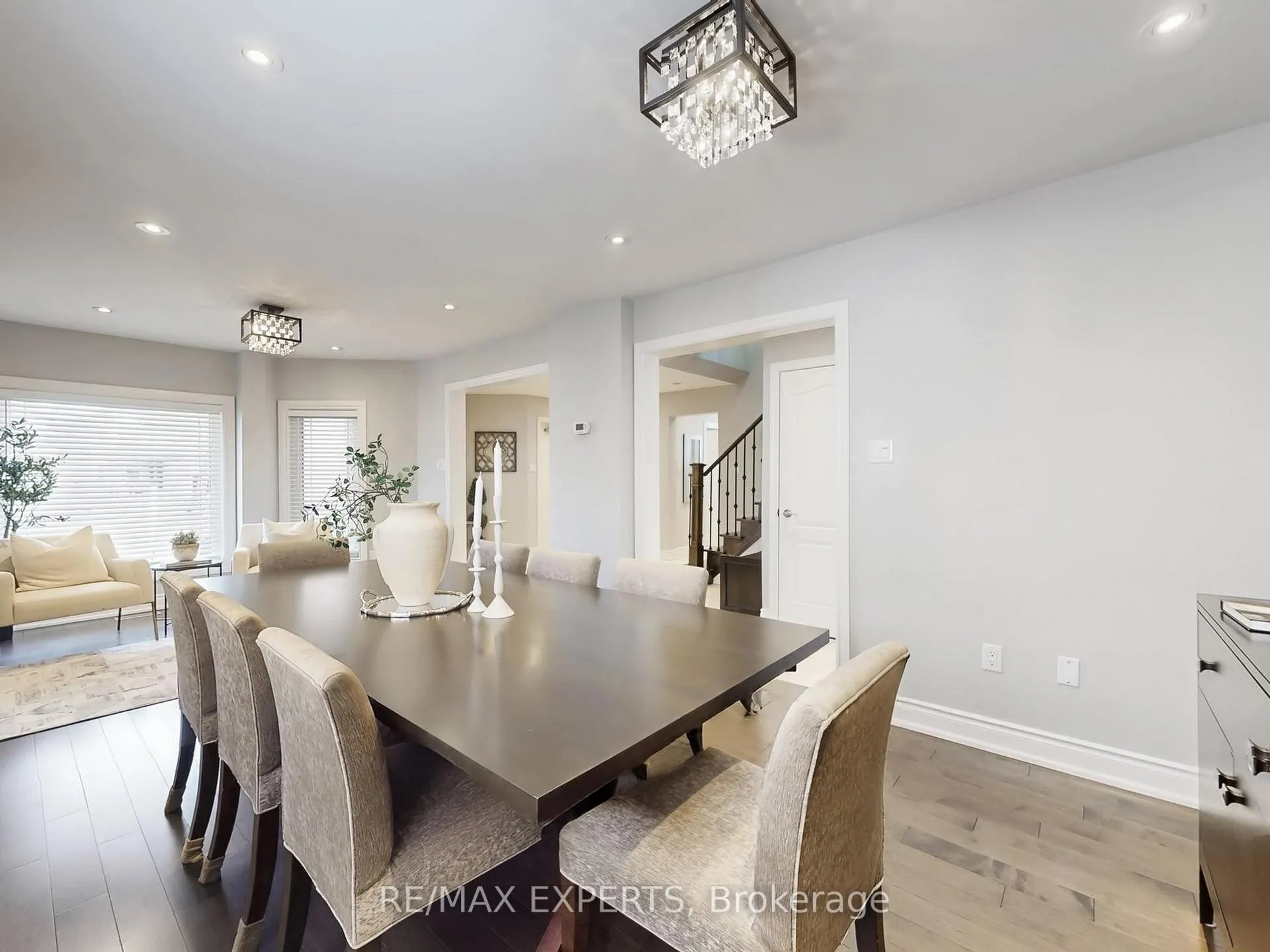 Photo 10 of 151 Veneto Drive, Vaughan, Vaughan Grove — HOMEH