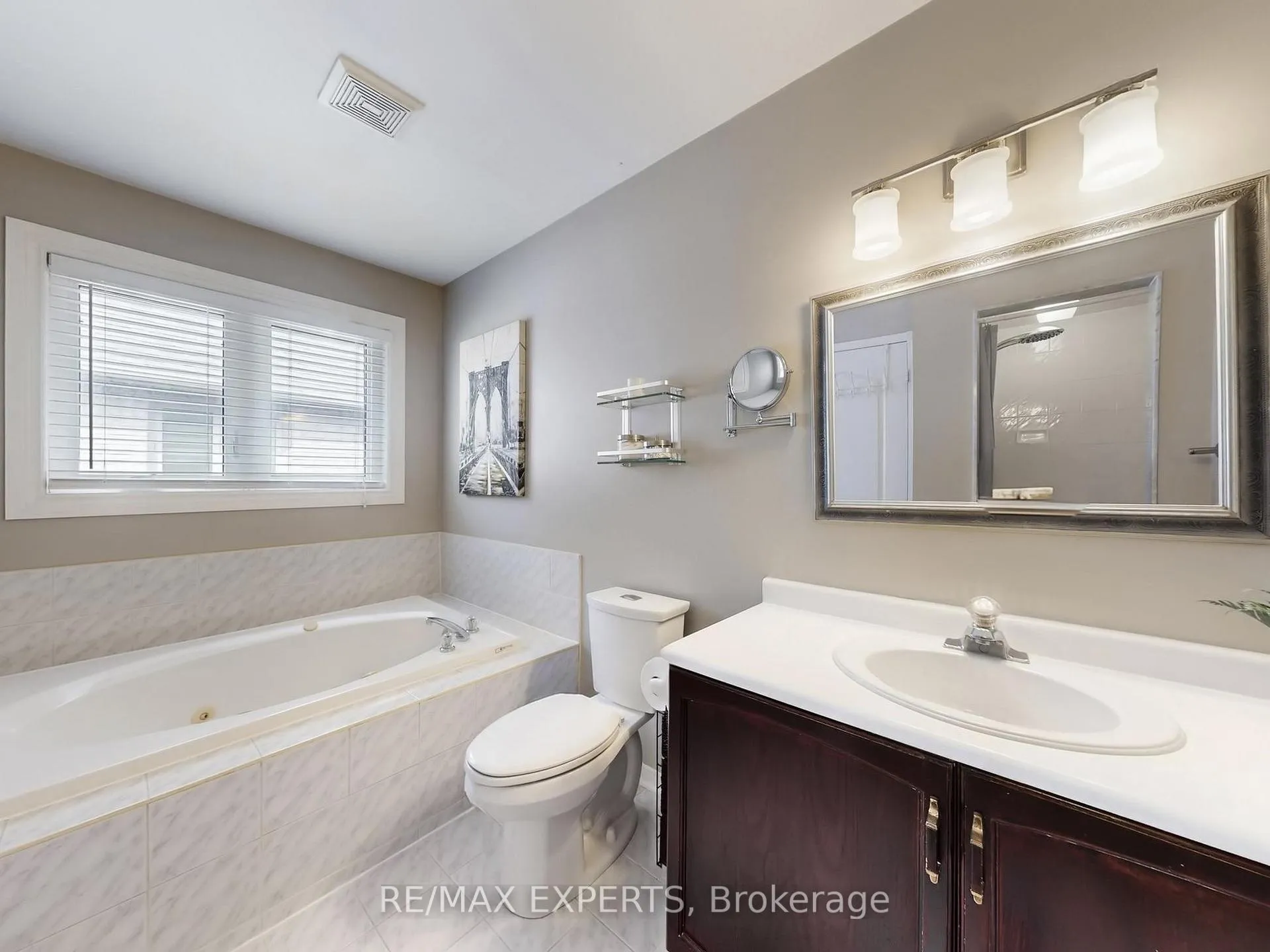 Photo 30 of 151 Veneto Drive, Vaughan, Vaughan Grove — HOMEH