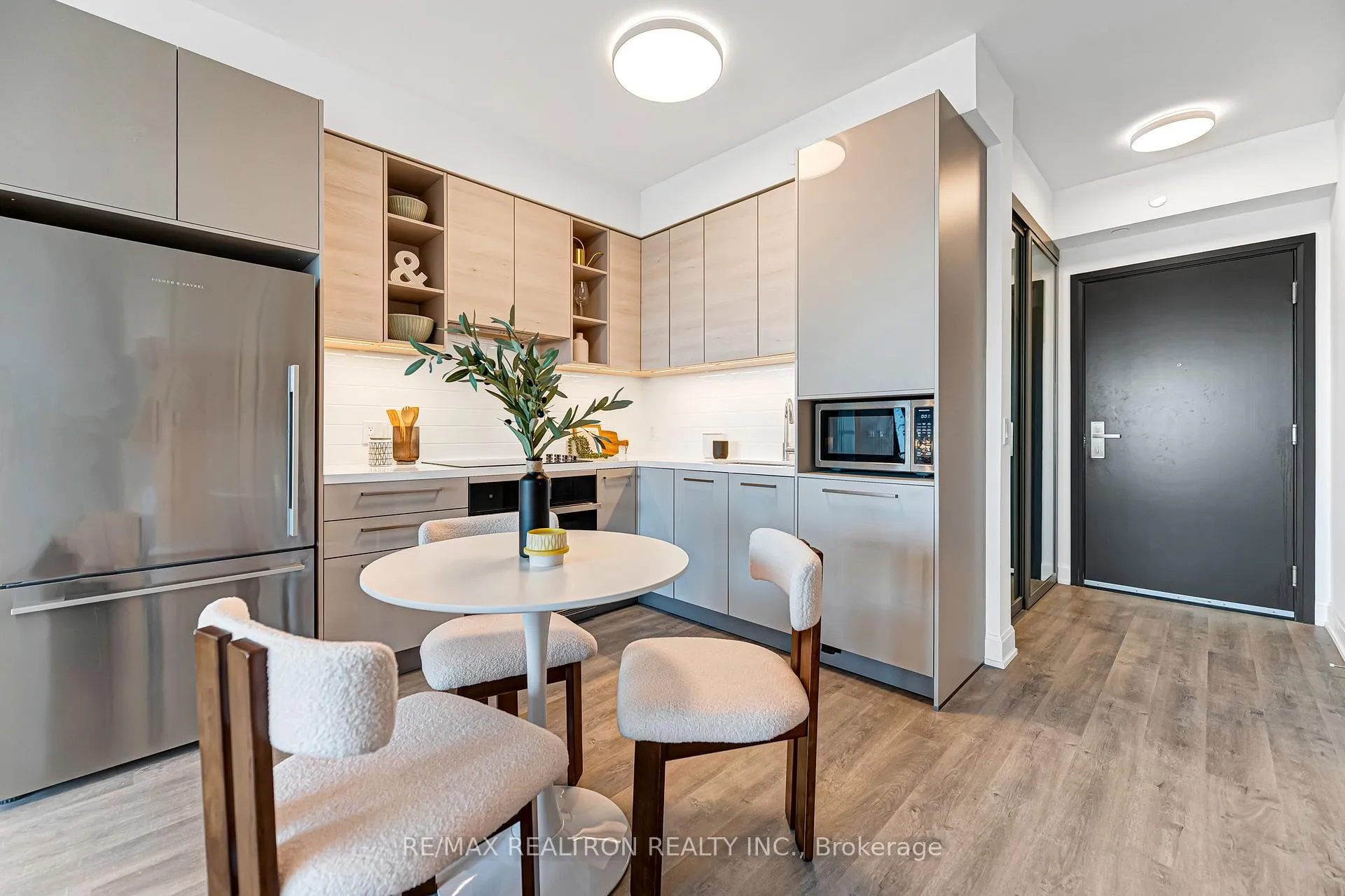 Photo 7 of Unit 3302, 12 Gandhi Lane, Markham, Commerce Valley — HOMEH