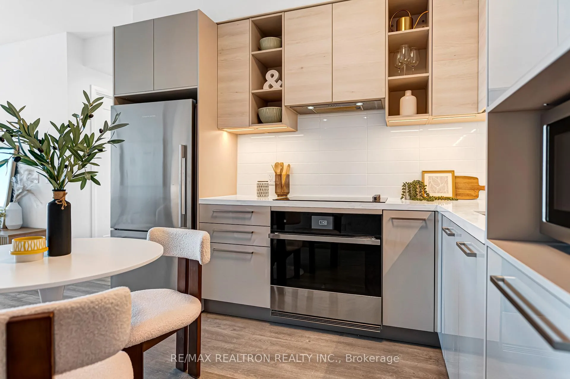 Photo 10 of Unit 3302, 12 Gandhi Lane, Markham, Commerce Valley — HOMEH