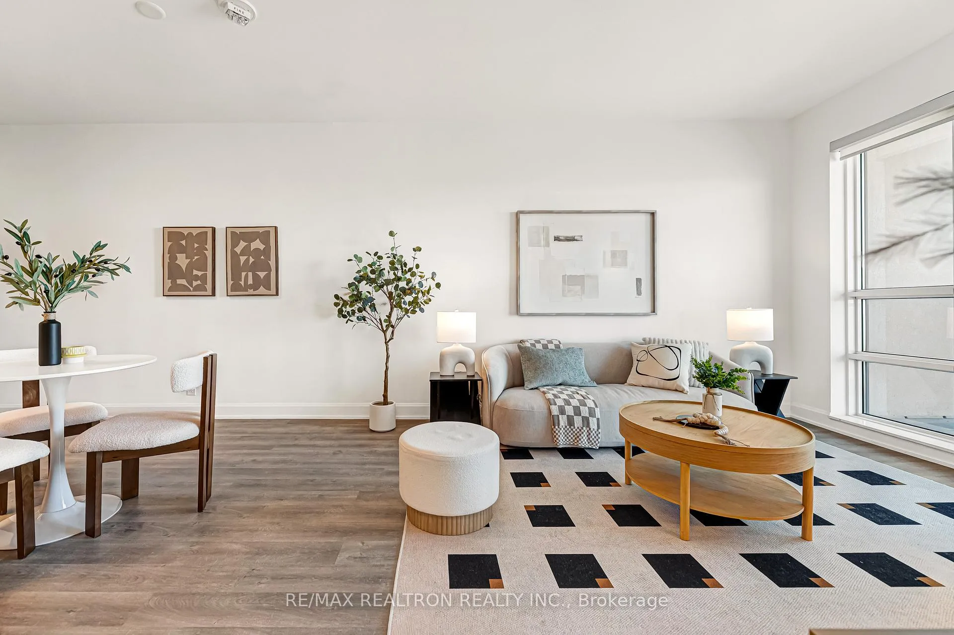 Photo 16 of Unit 3302, 12 Gandhi Lane, Markham, Commerce Valley — HOMEH