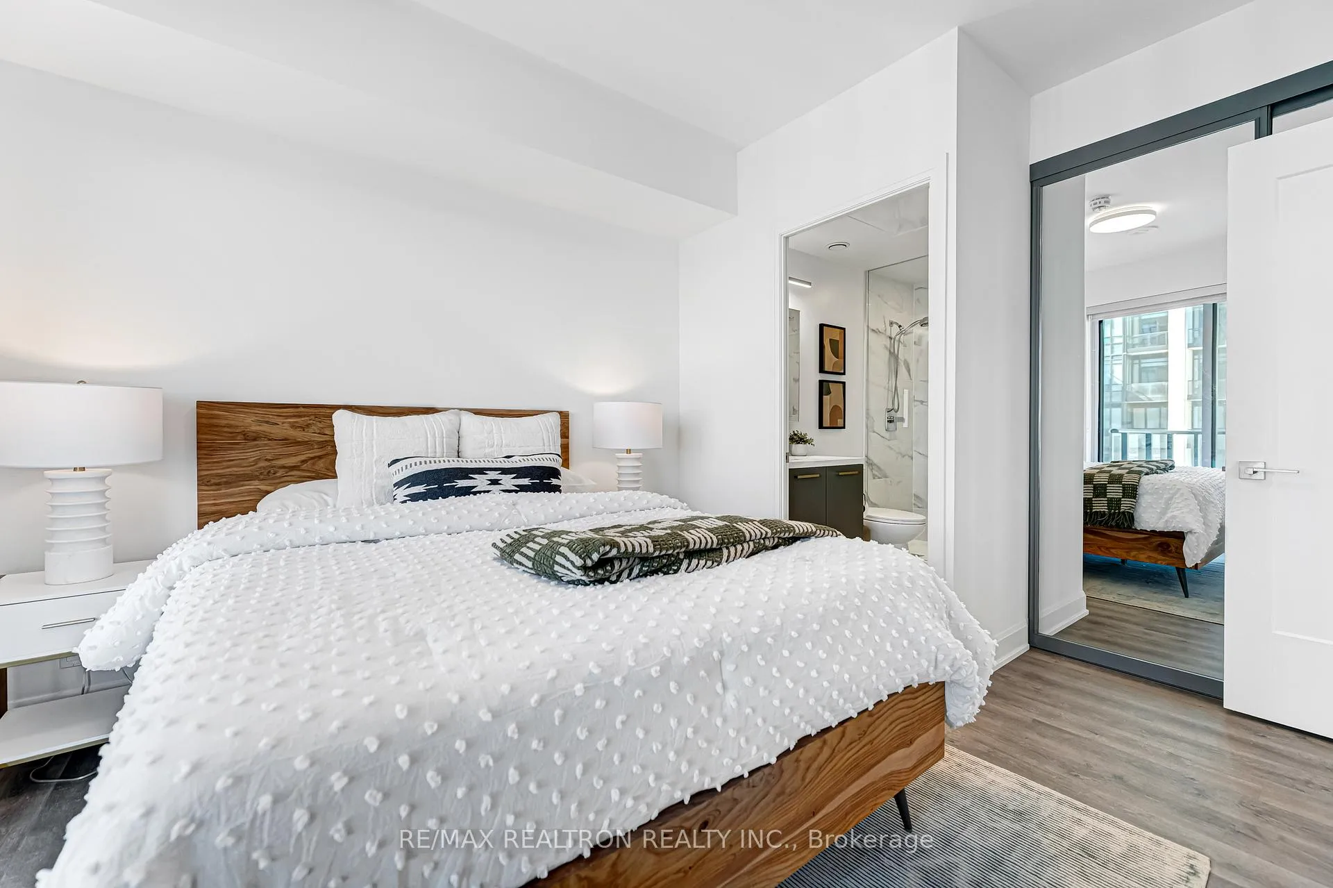 Photo 26 of Unit 3302, 12 Gandhi Lane, Markham, Commerce Valley — HOMEH