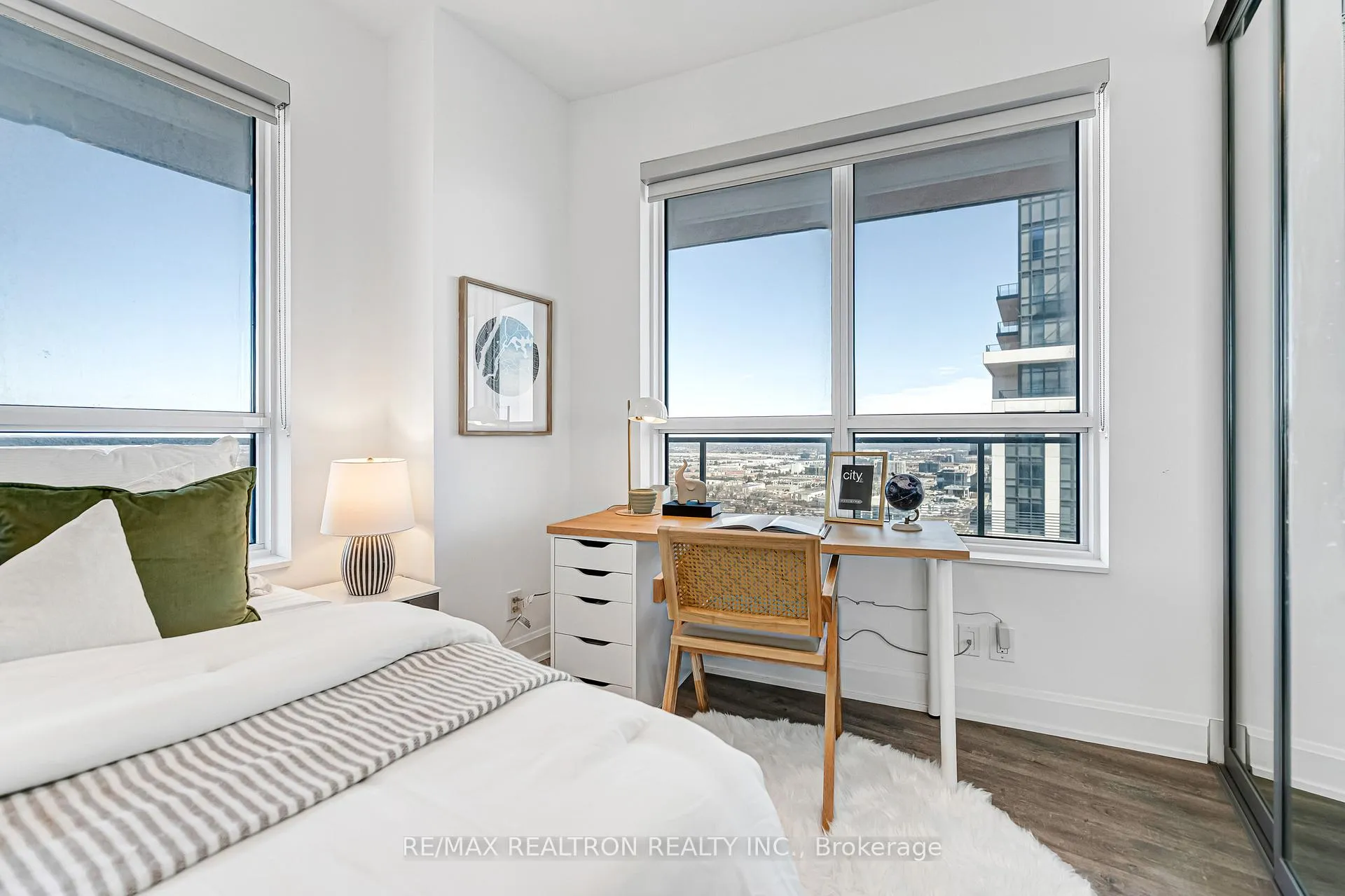 Photo 31 of Unit 3302, 12 Gandhi Lane, Markham, Commerce Valley — HOMEH