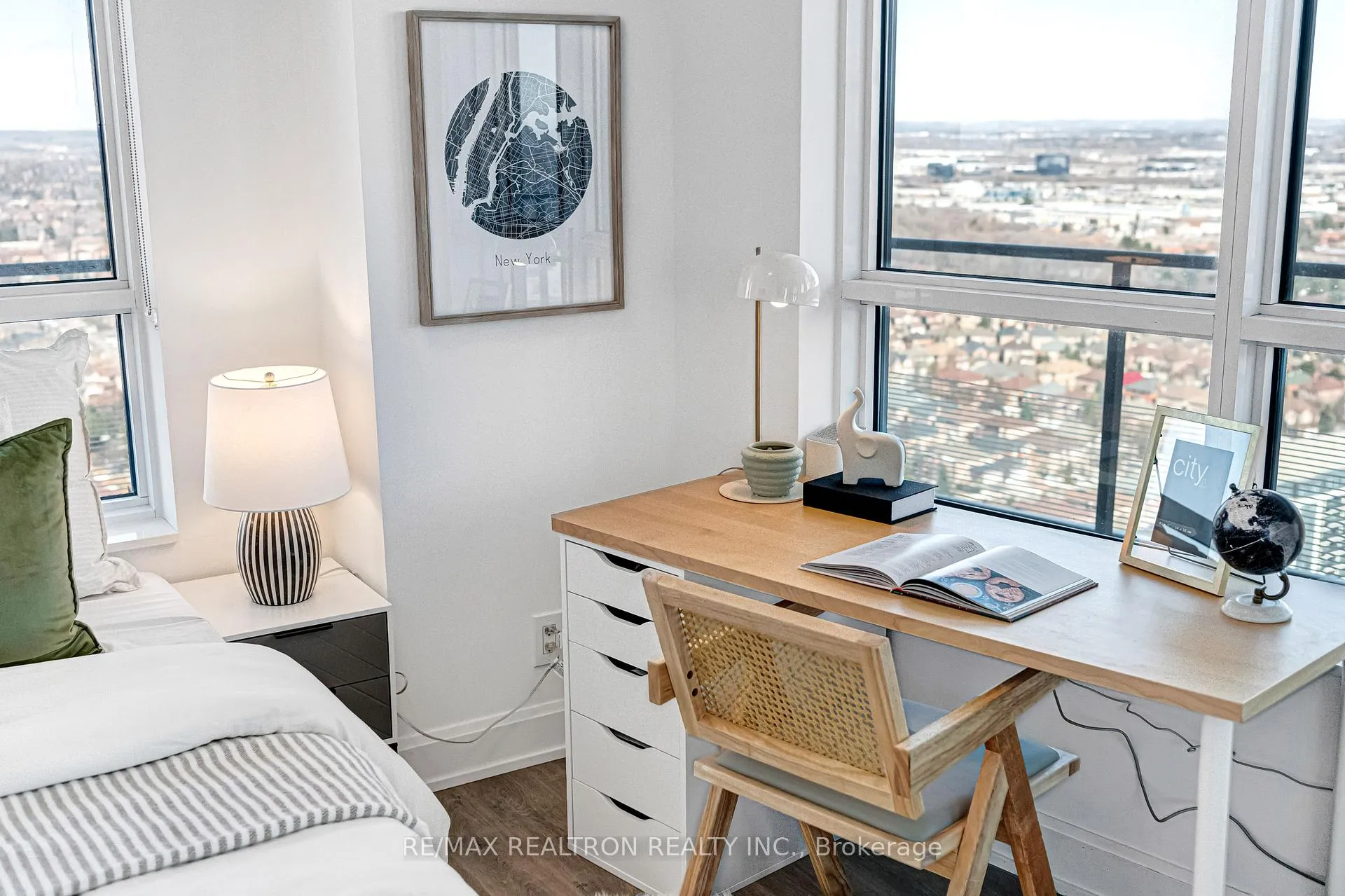Photo 39 of Unit 3302, 12 Gandhi Lane, Markham, Commerce Valley — HOMEH