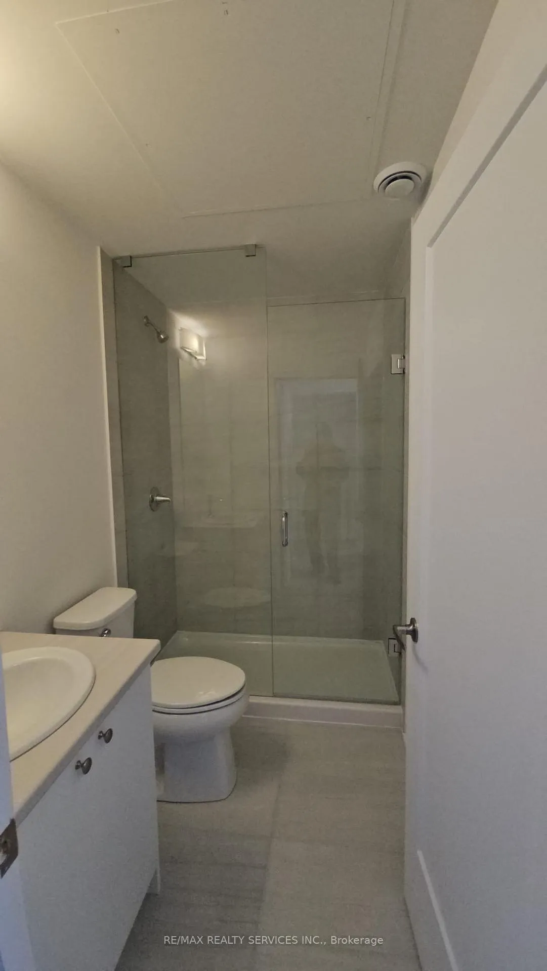 Photo 10 of Unit R6, 25 Palace Street, Kitchener — HOMEH