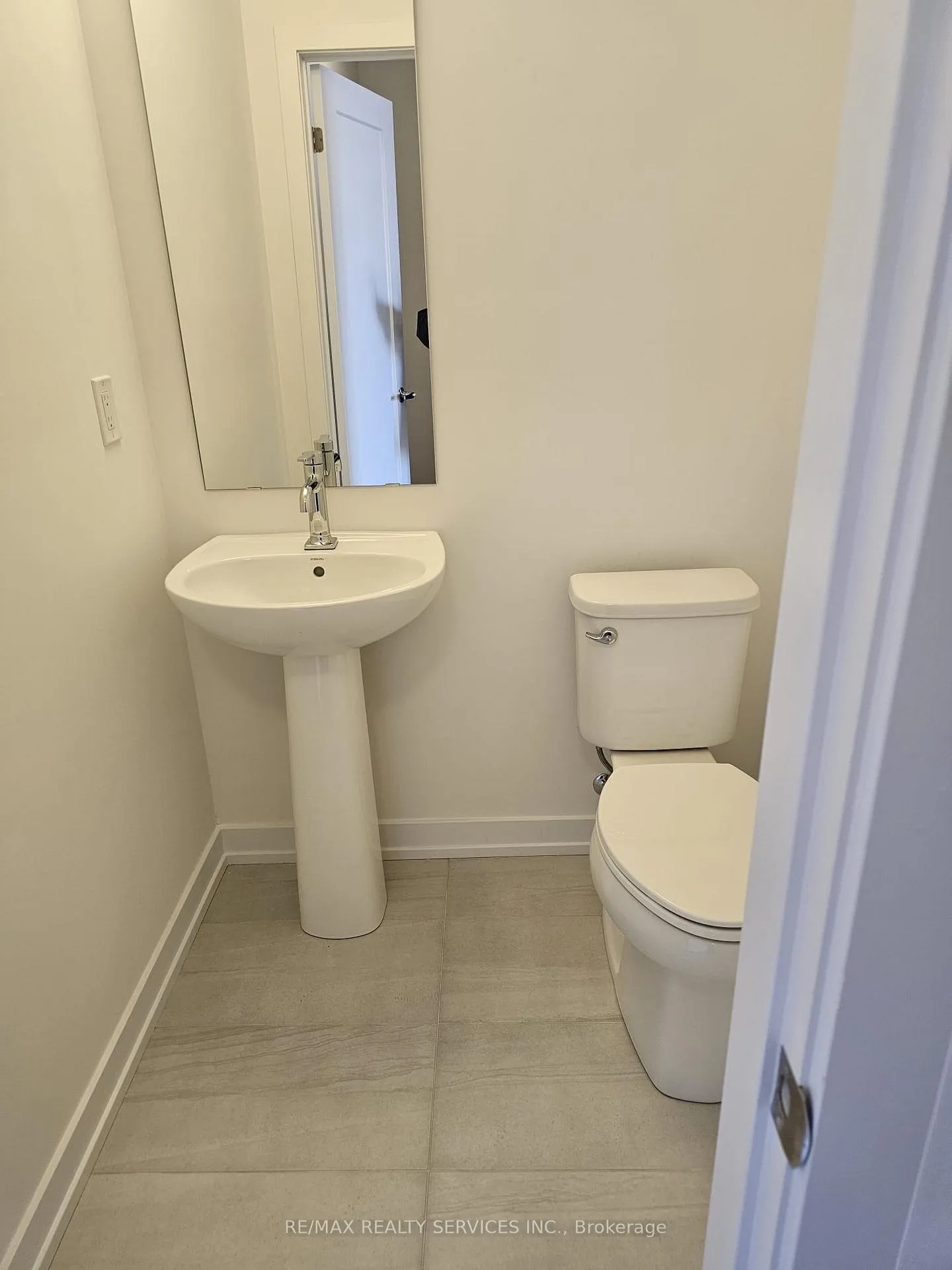 Photo 12 of Unit R6, 25 Palace Street, Kitchener — HOMEH