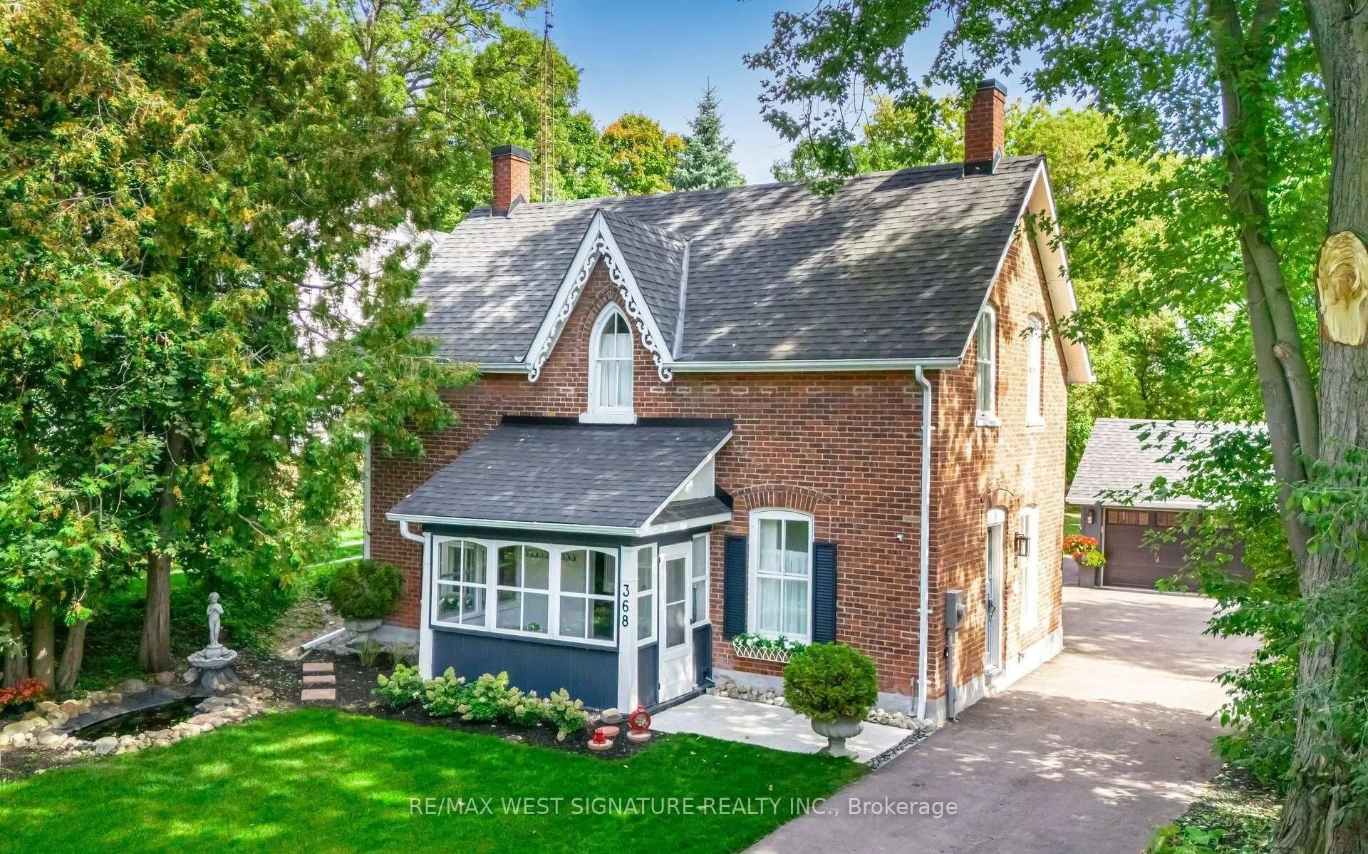Photo 1 of 368 Main Street, King, Schomberg — HOMEH