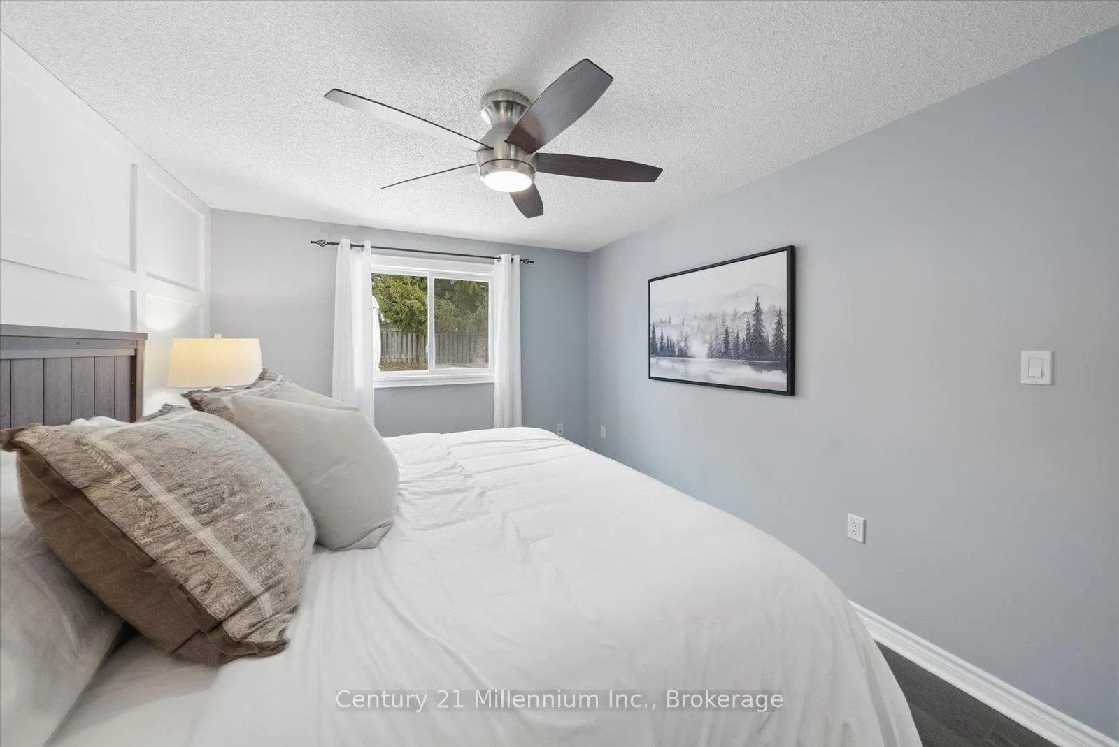 Photo 18 of 49 Waddington Crescent, Barrie, Holly — HOMEH