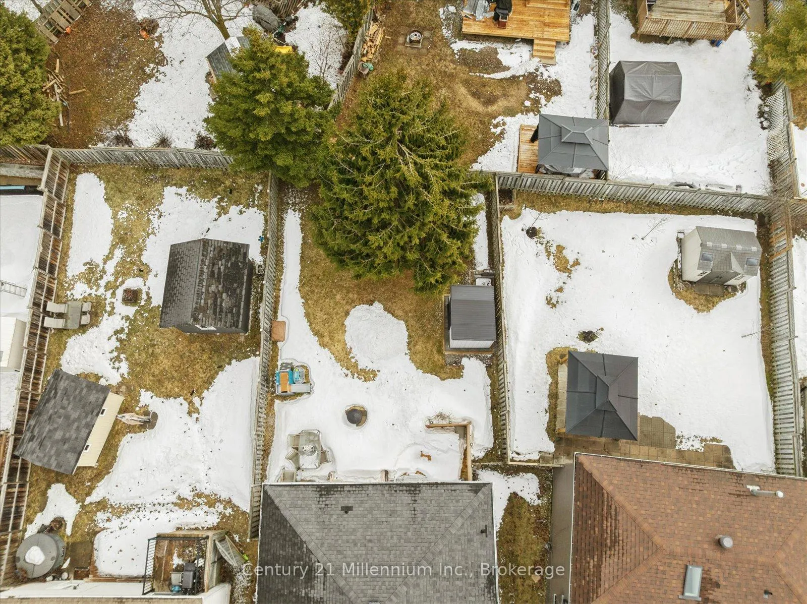 Photo 36 of 49 Waddington Crescent, Barrie, Holly — HOMEH