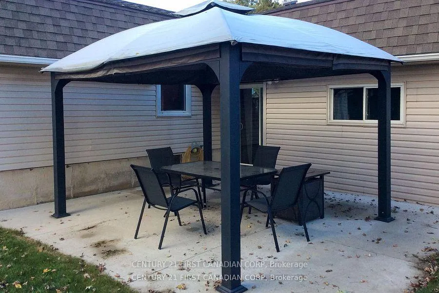 Photo 3 of 106 Angelo Drive, West Elgin, West Lorne — HOMEH