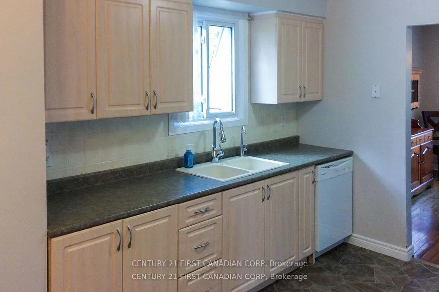 Photo 15 of 106 Angelo Drive, West Elgin, West Lorne — HOMEH
