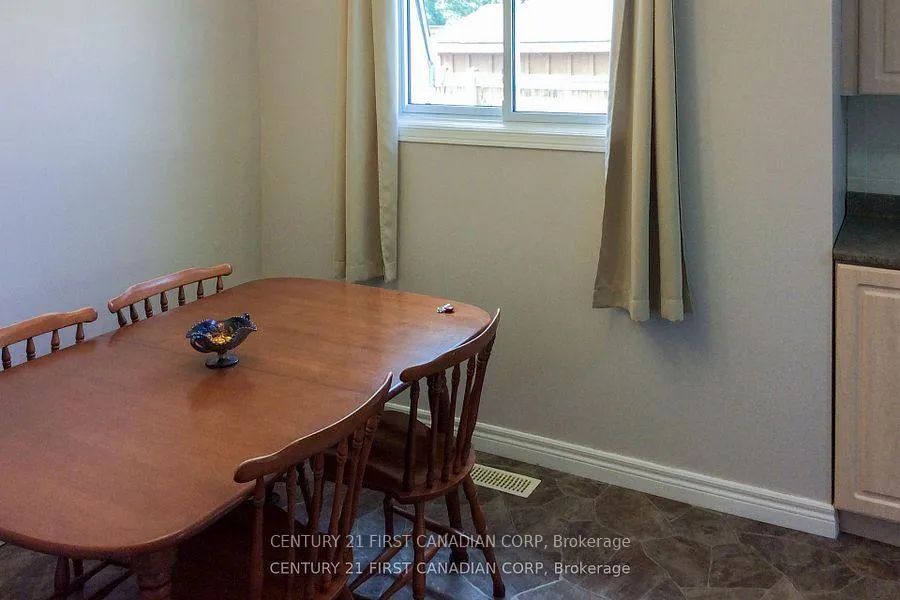 Photo 16 of 106 Angelo Drive, West Elgin, West Lorne — HOMEH