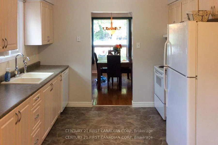 Photo 17 of 106 Angelo Drive, West Elgin, West Lorne — HOMEH