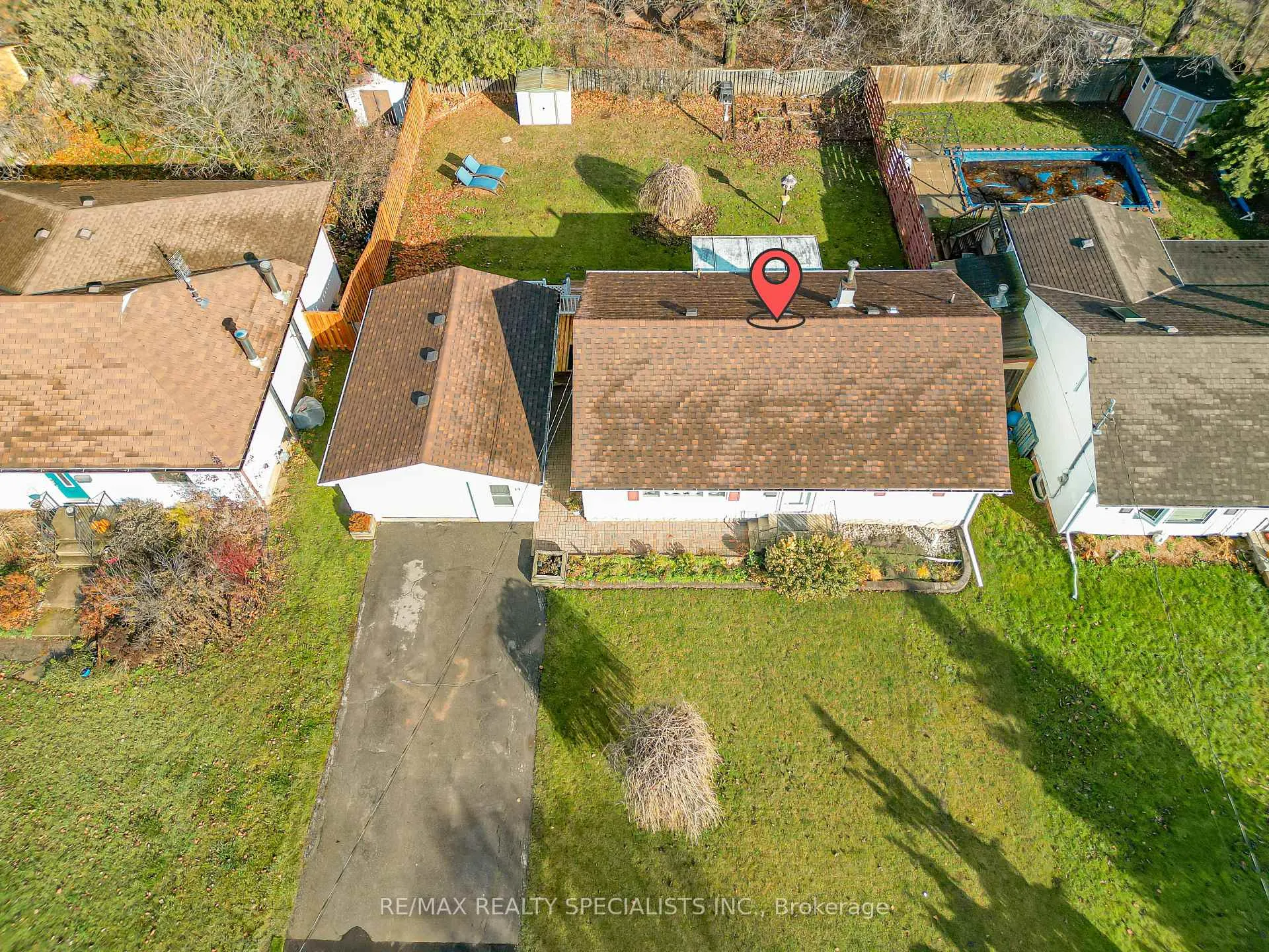 Photo 5 of 19 Temple Road, Halton Hills, Georgetown — HOMEH