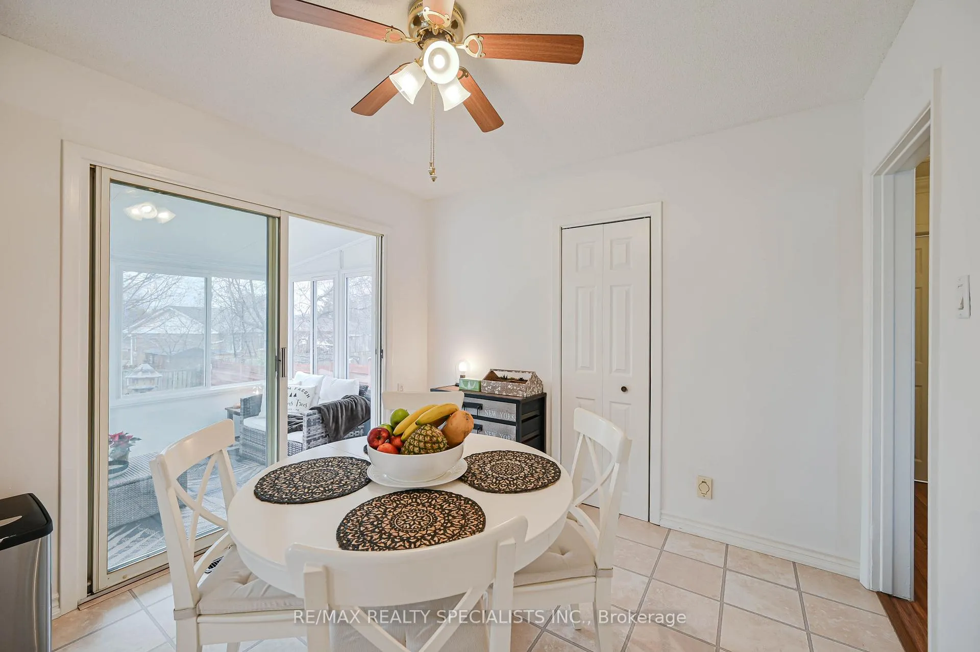Photo 20 of 19 Temple Road, Halton Hills, Georgetown — HOMEH