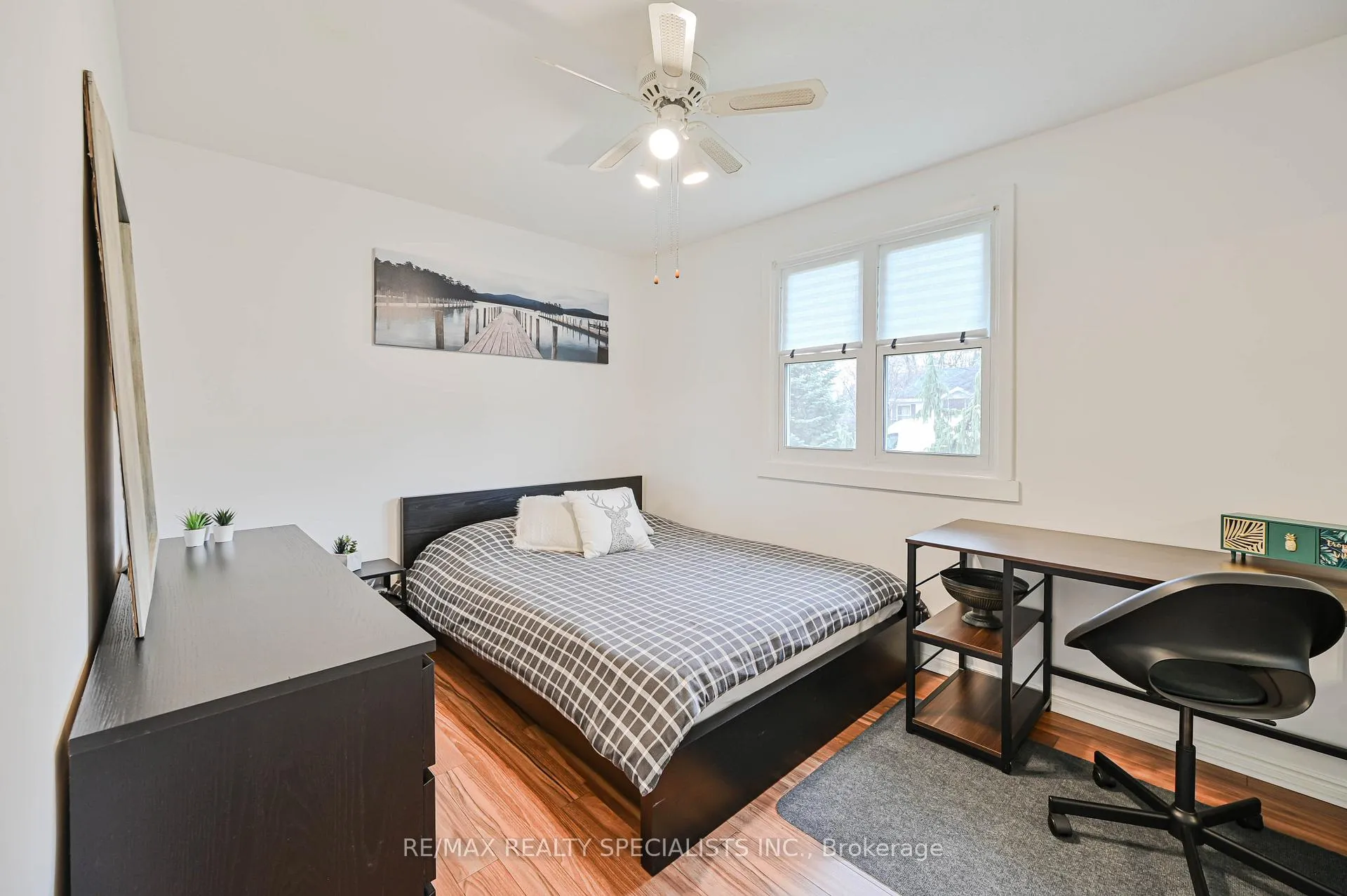 Photo 25 of 19 Temple Road, Halton Hills, Georgetown — HOMEH