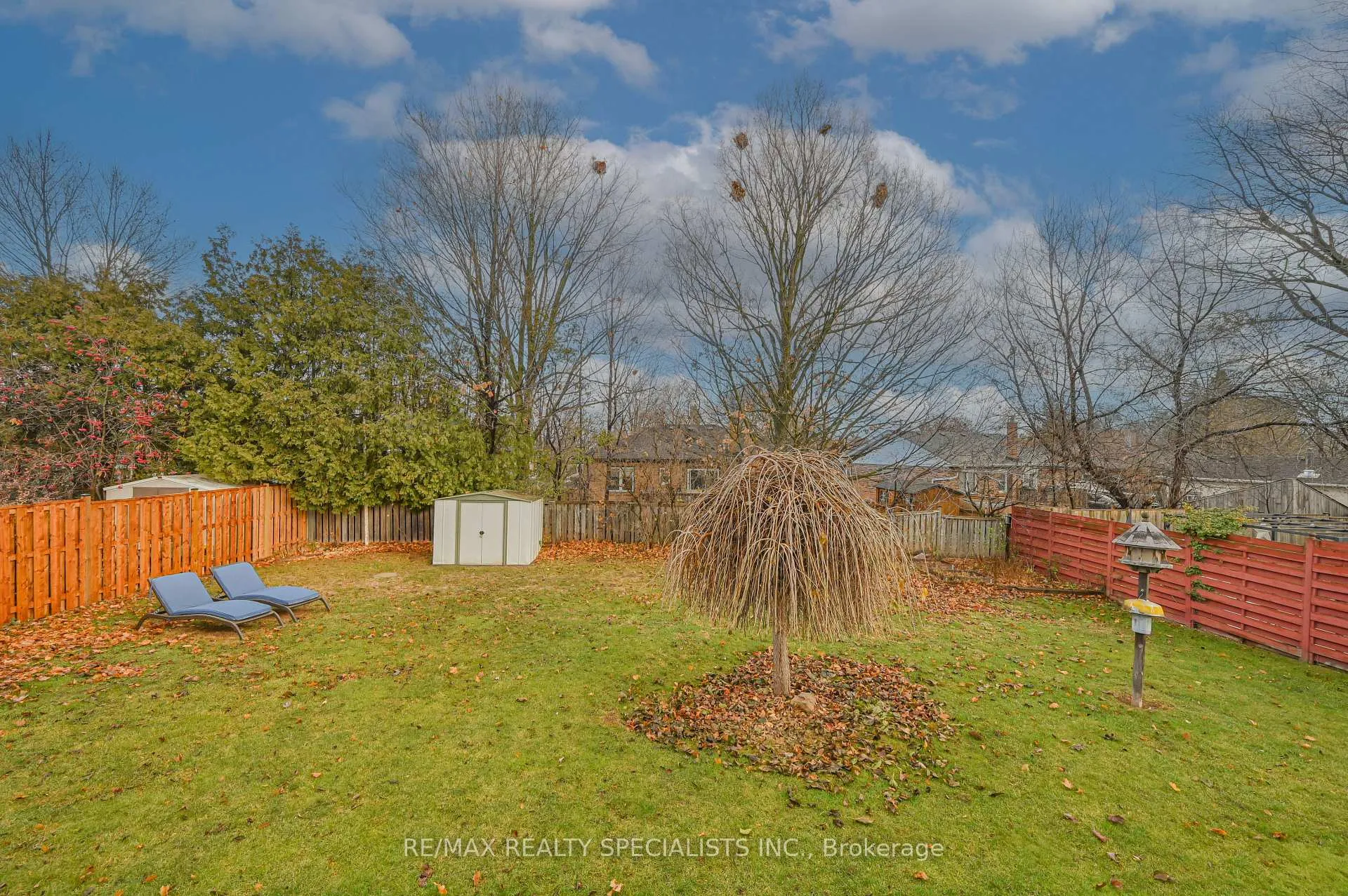 Photo 45 of 19 Temple Road, Halton Hills, Georgetown — HOMEH