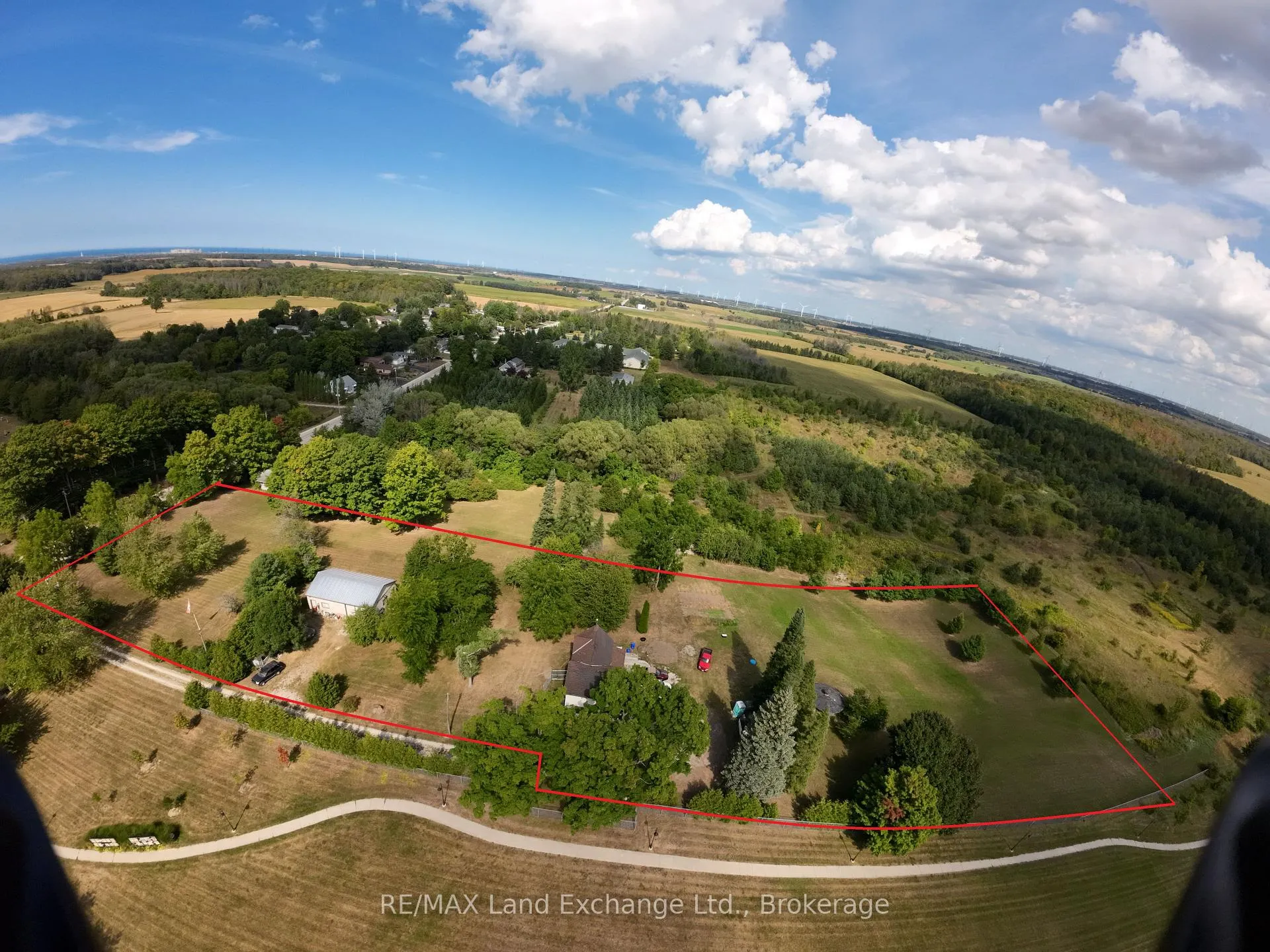 Photo 3 of 48 King Street, Kincardine — HOMEH