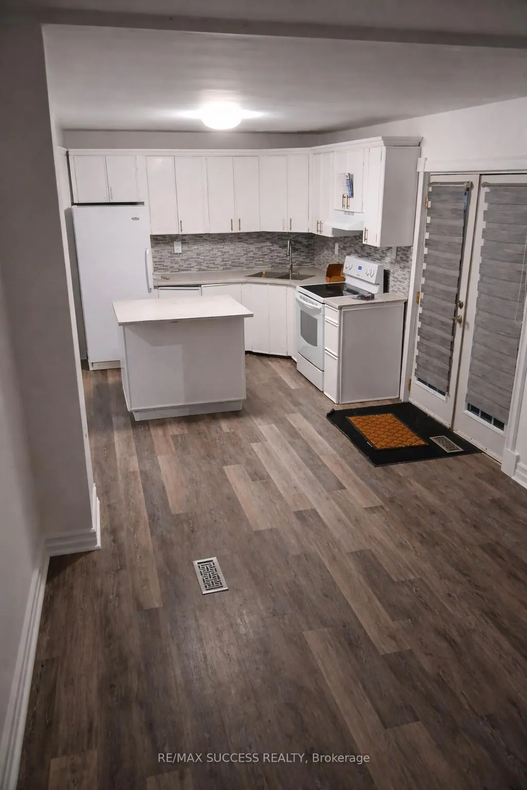 Photo 7 of 1711 St Johns Road, Innisfil, Alcona — HOMEH