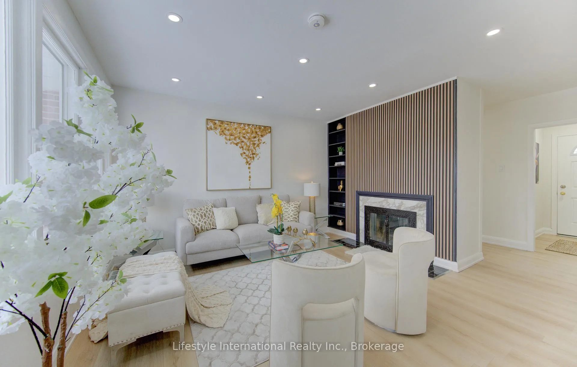 Photo 11 of 171 Sixth Avenue, Kitchener — HOMEH