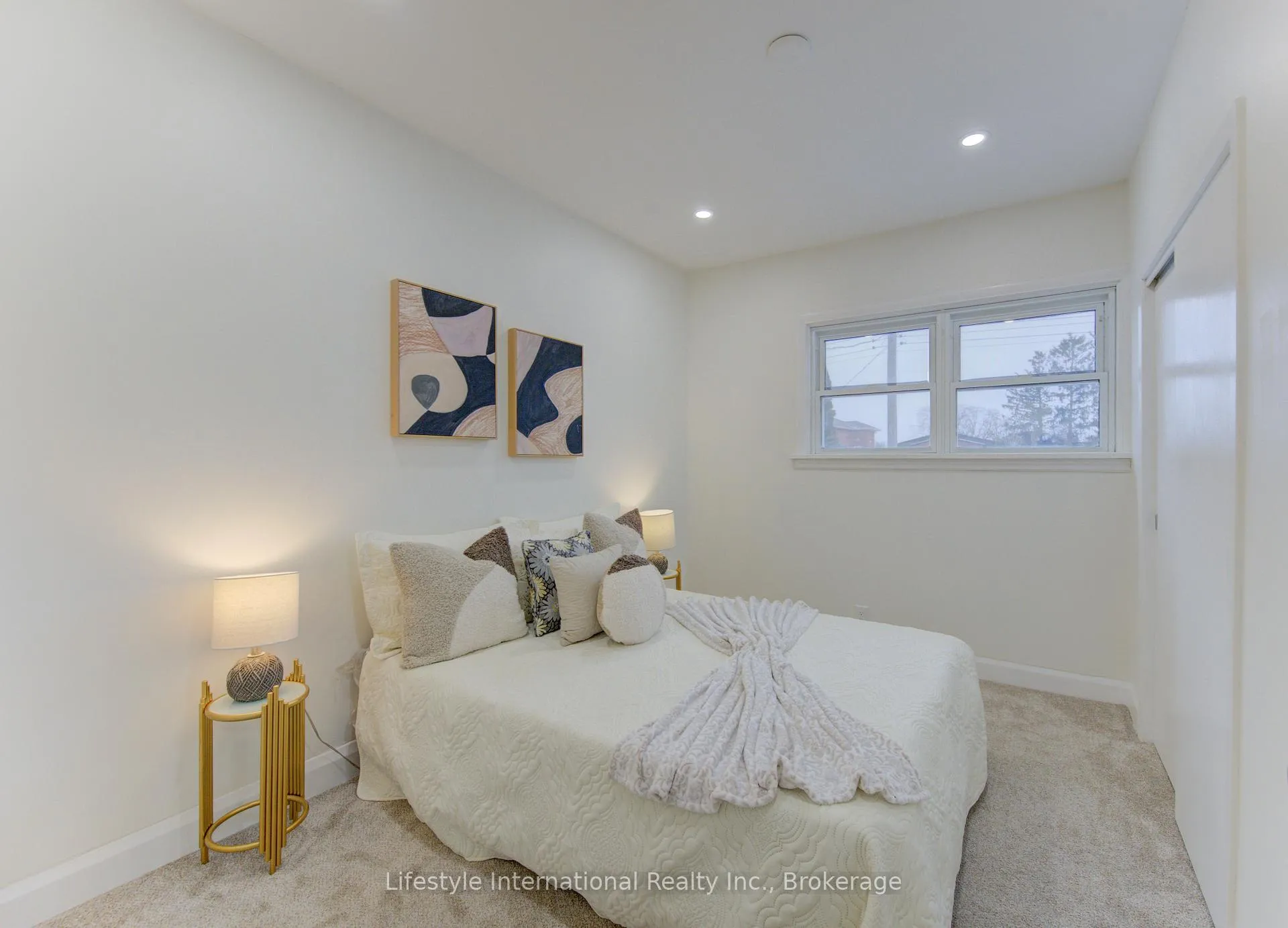 Photo 17 of 171 Sixth Avenue, Kitchener — HOMEH