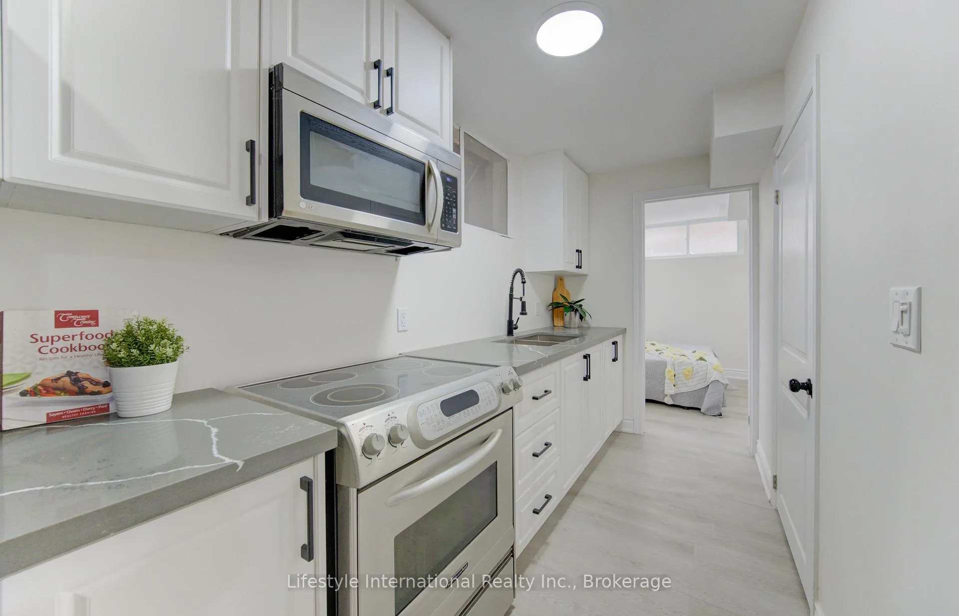 Photo 26 of 171 Sixth Avenue, Kitchener — HOMEH
