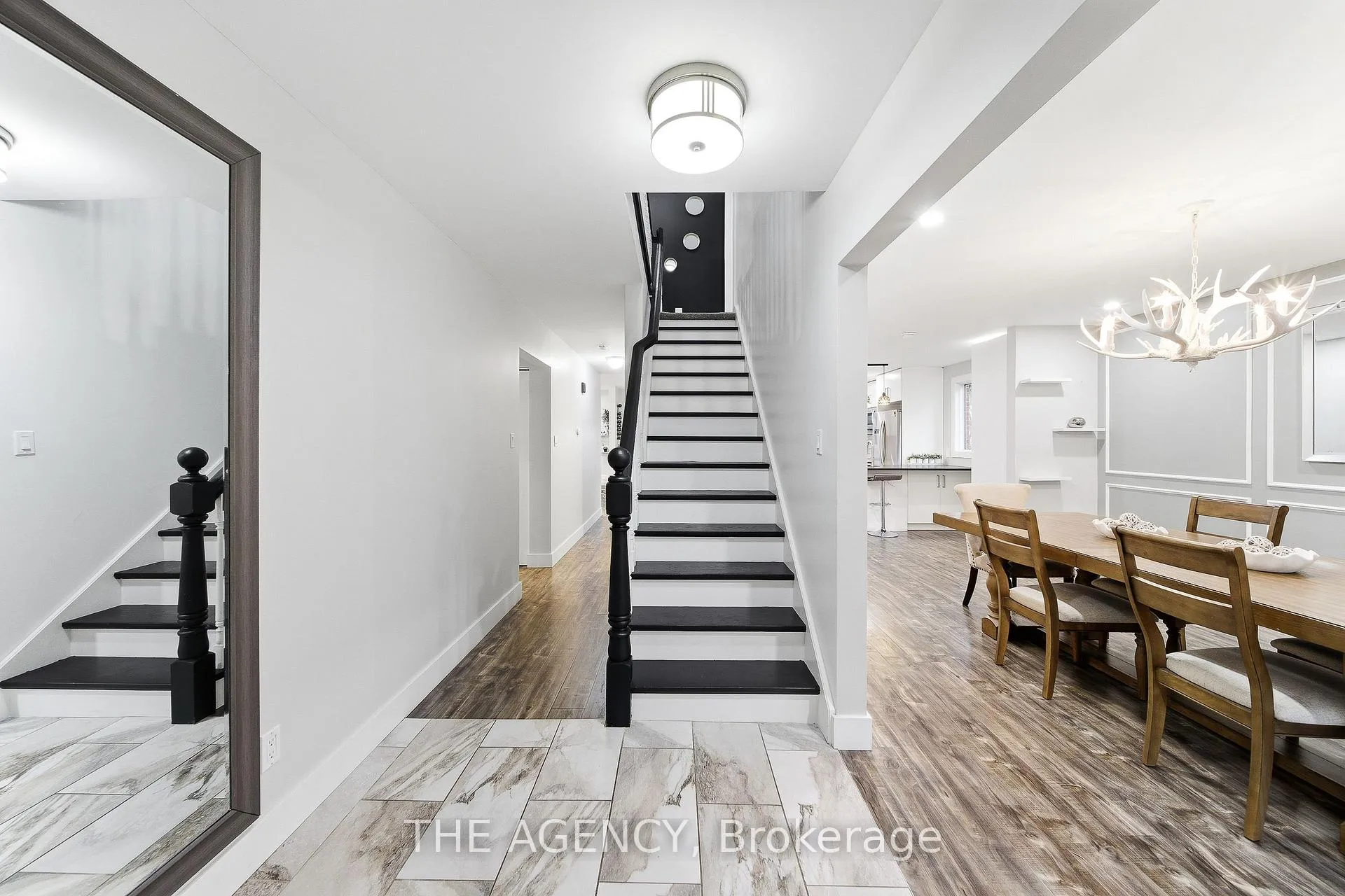 Photo 3 of 23 Stonegate Drive, Kitchener, Centreville Chicopee — HOMEH