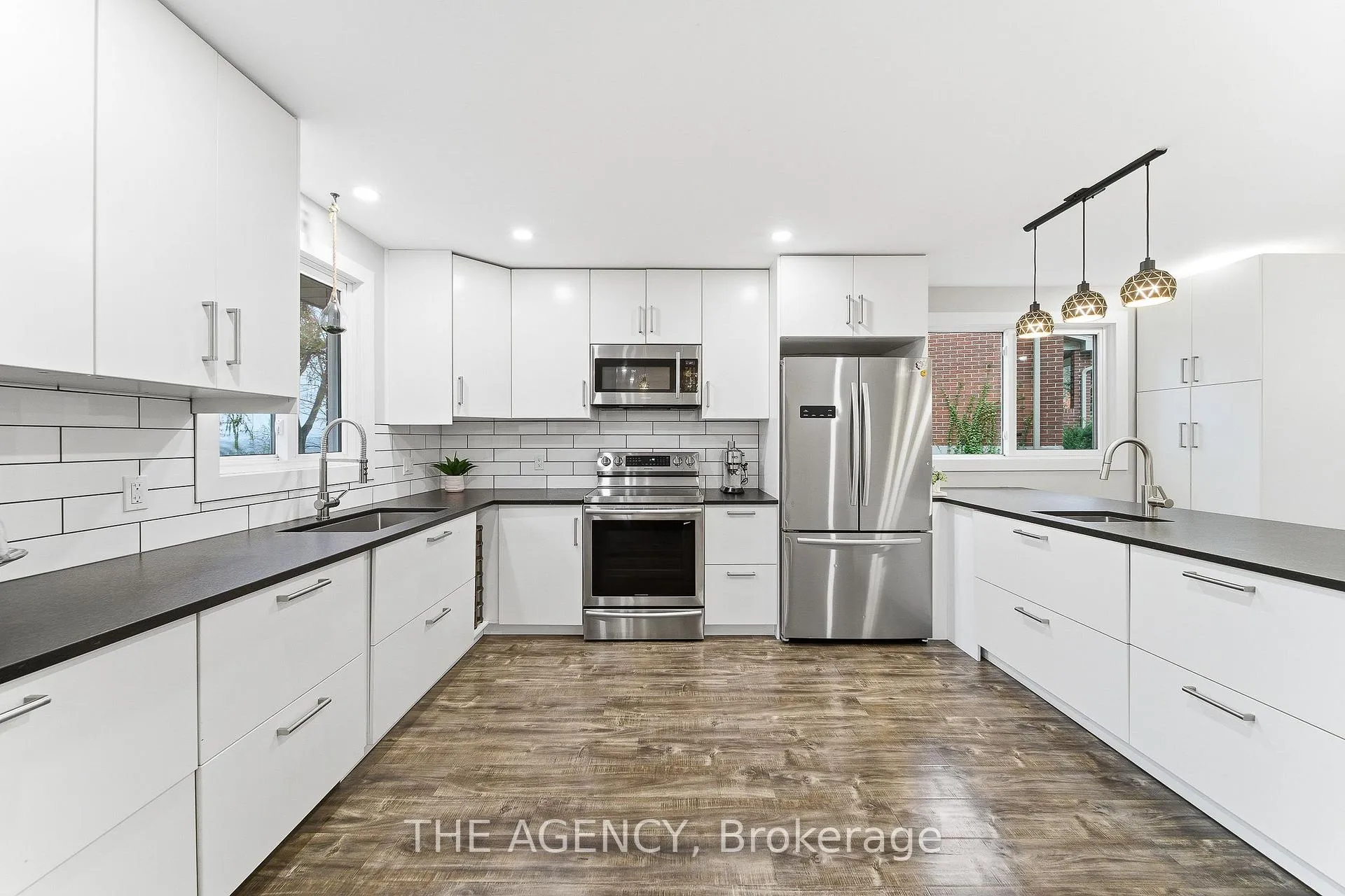 Photo 7 of 23 Stonegate Drive, Kitchener, Centreville Chicopee — HOMEH