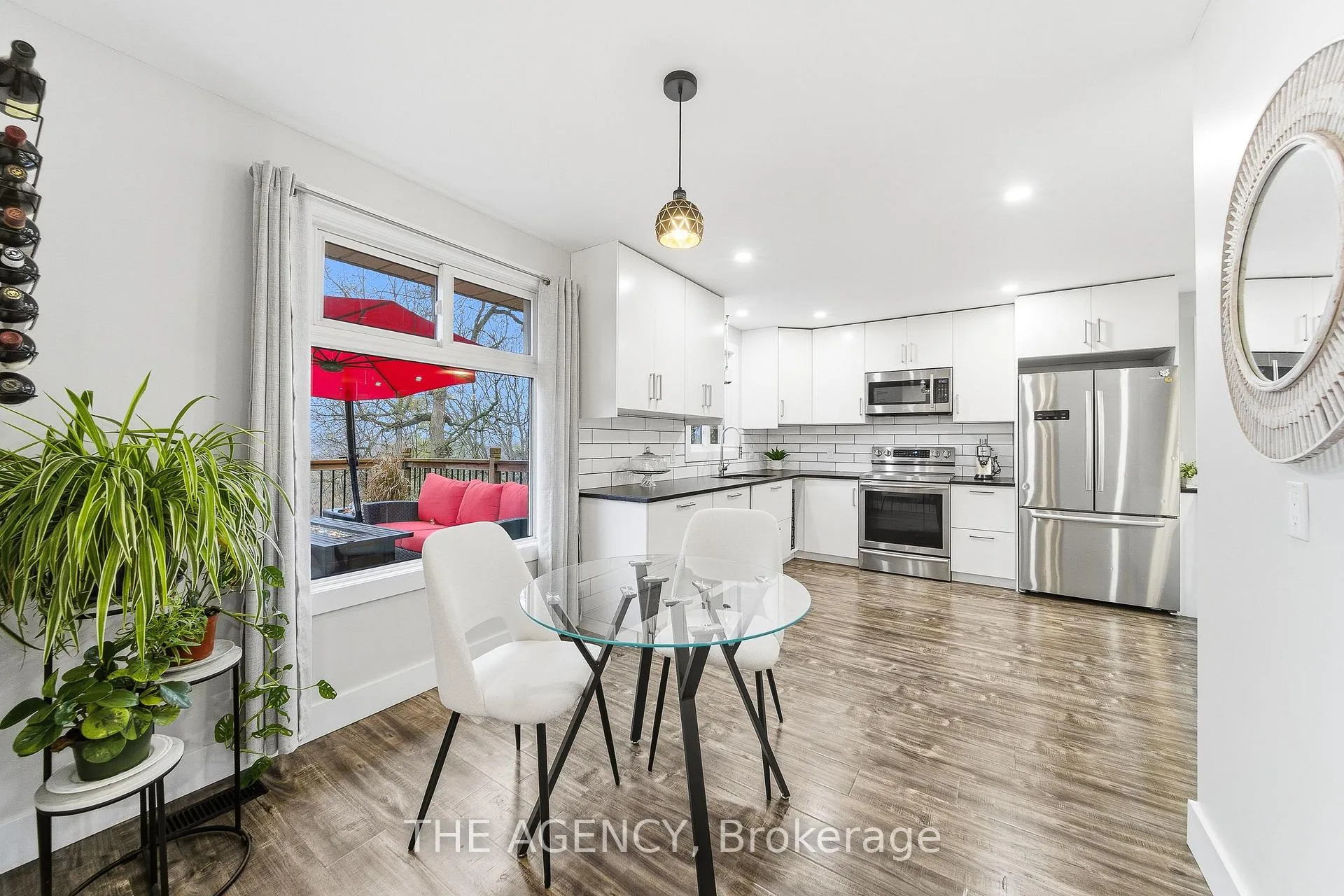 Photo 10 of 23 Stonegate Drive, Kitchener, Centreville Chicopee — HOMEH