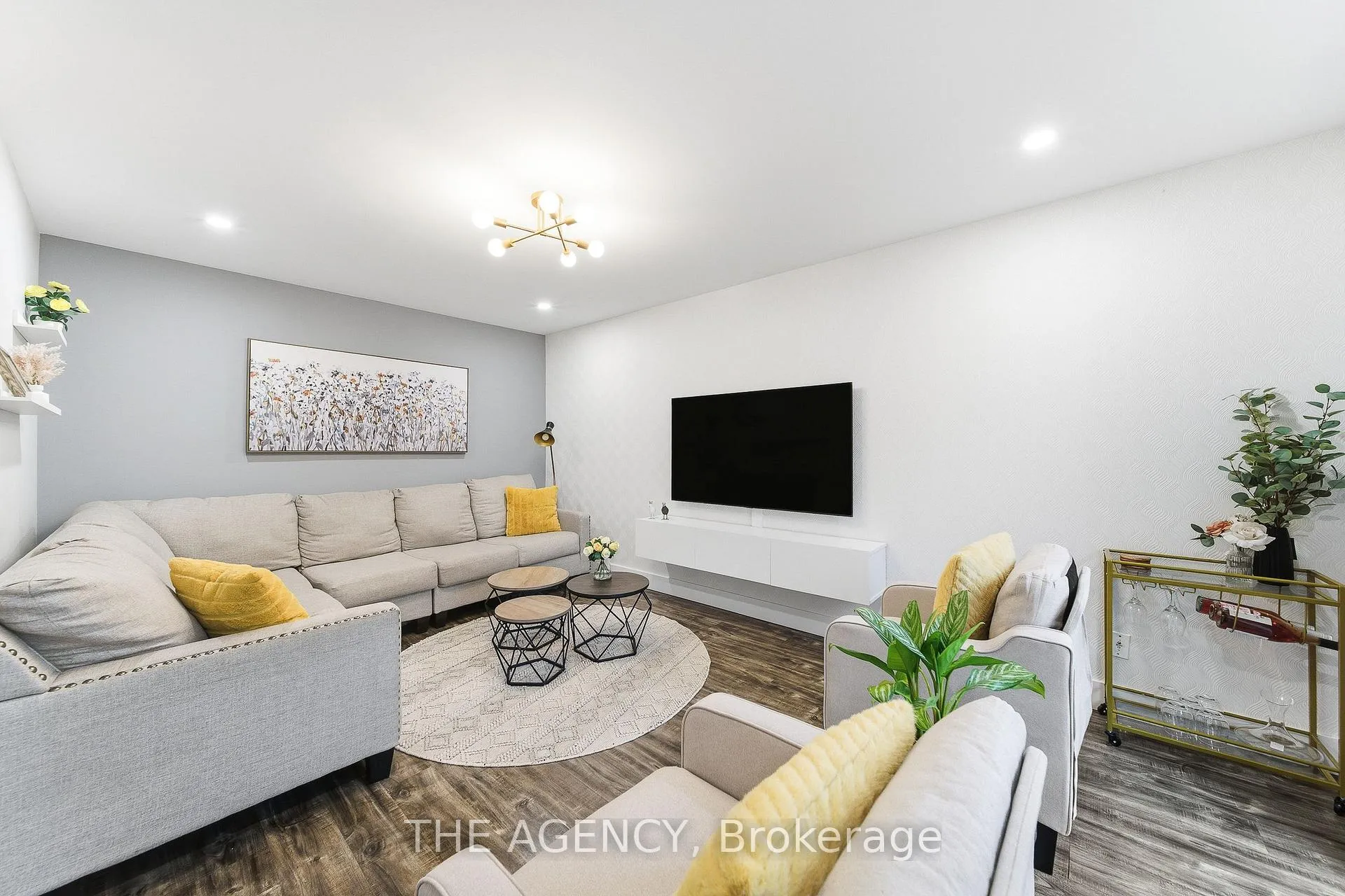 Photo 11 of 23 Stonegate Drive, Kitchener, Centreville Chicopee — HOMEH