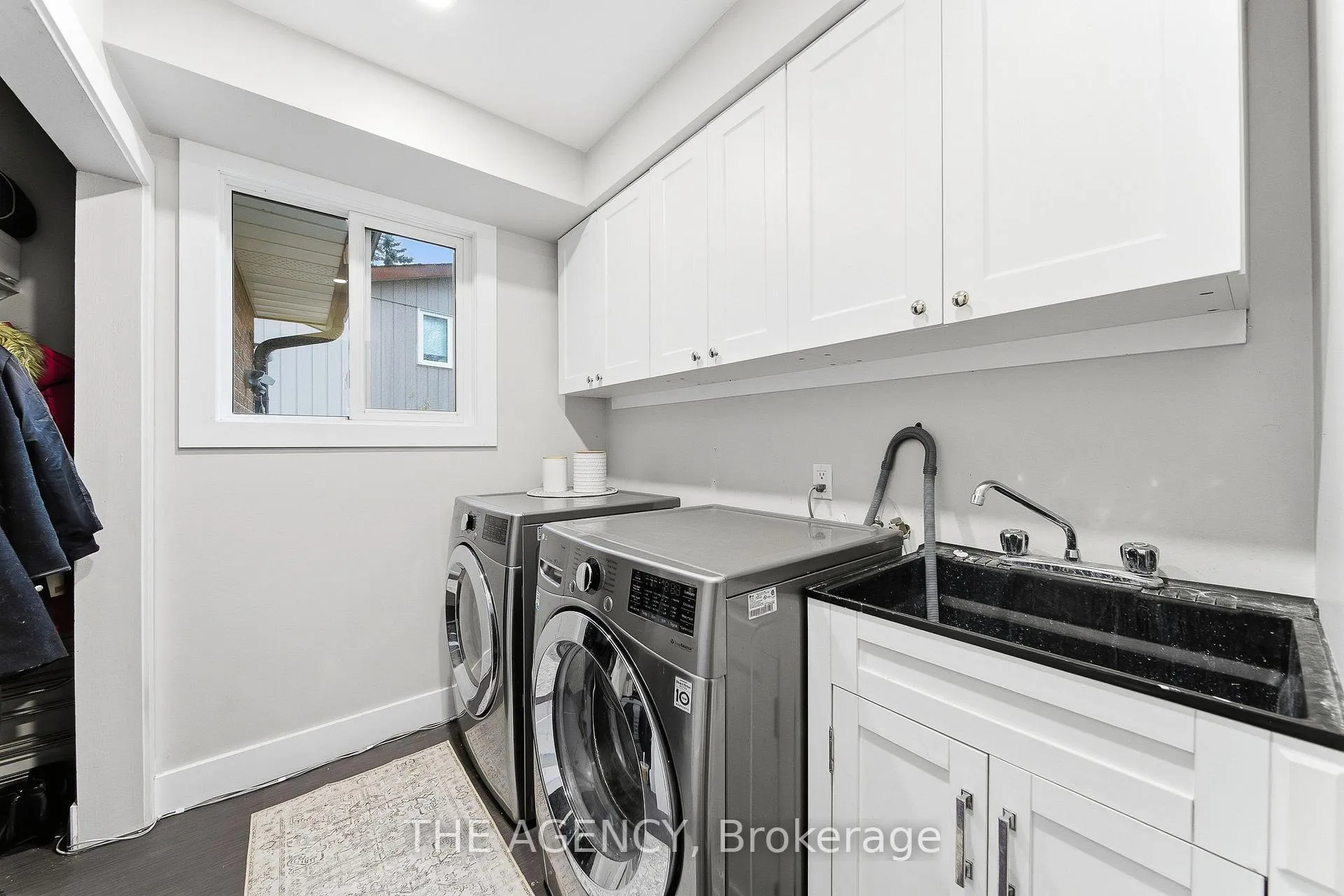 Photo 13 of 23 Stonegate Drive, Kitchener, Centreville Chicopee — HOMEH