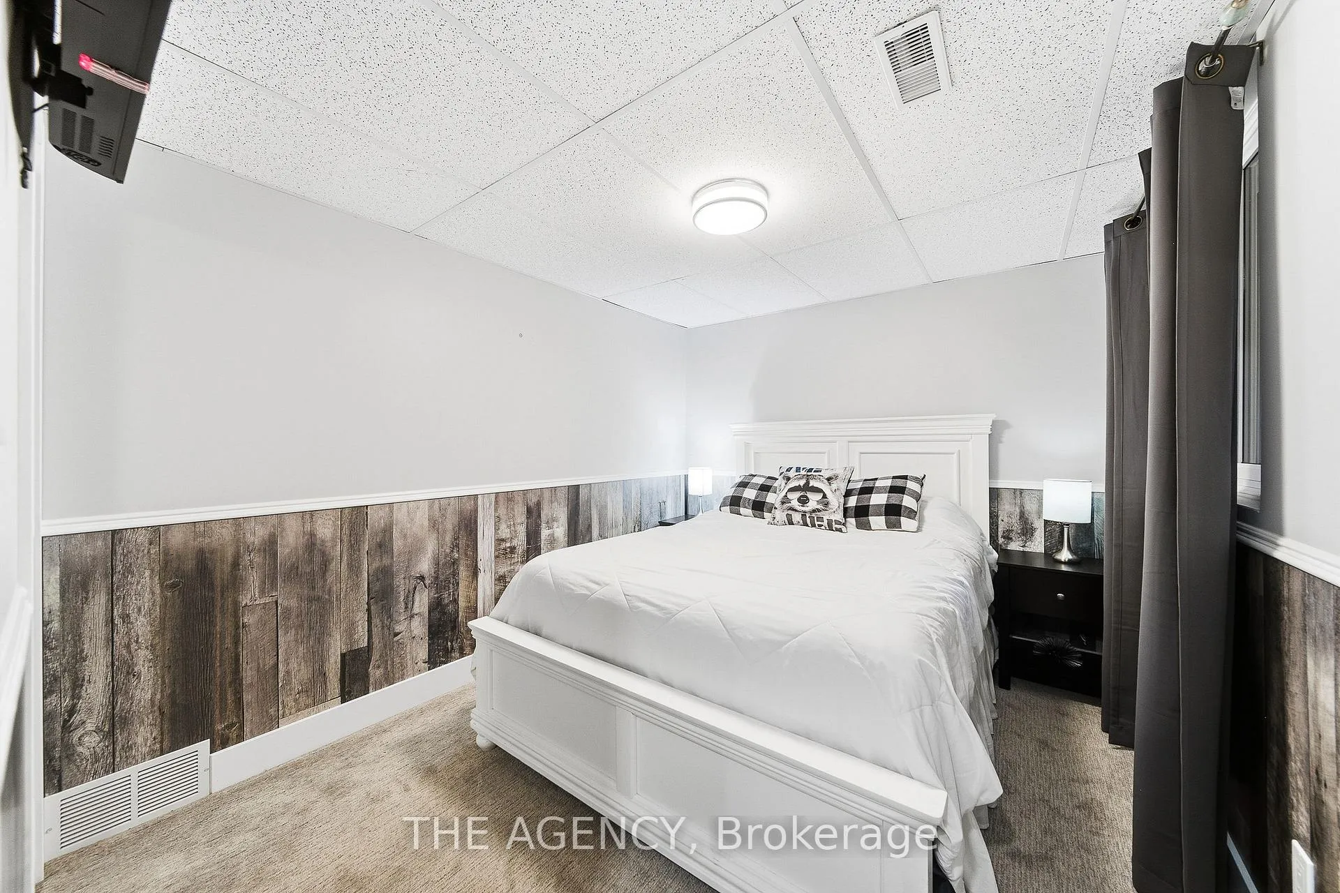 Photo 24 of 23 Stonegate Drive, Kitchener, Centreville Chicopee — HOMEH