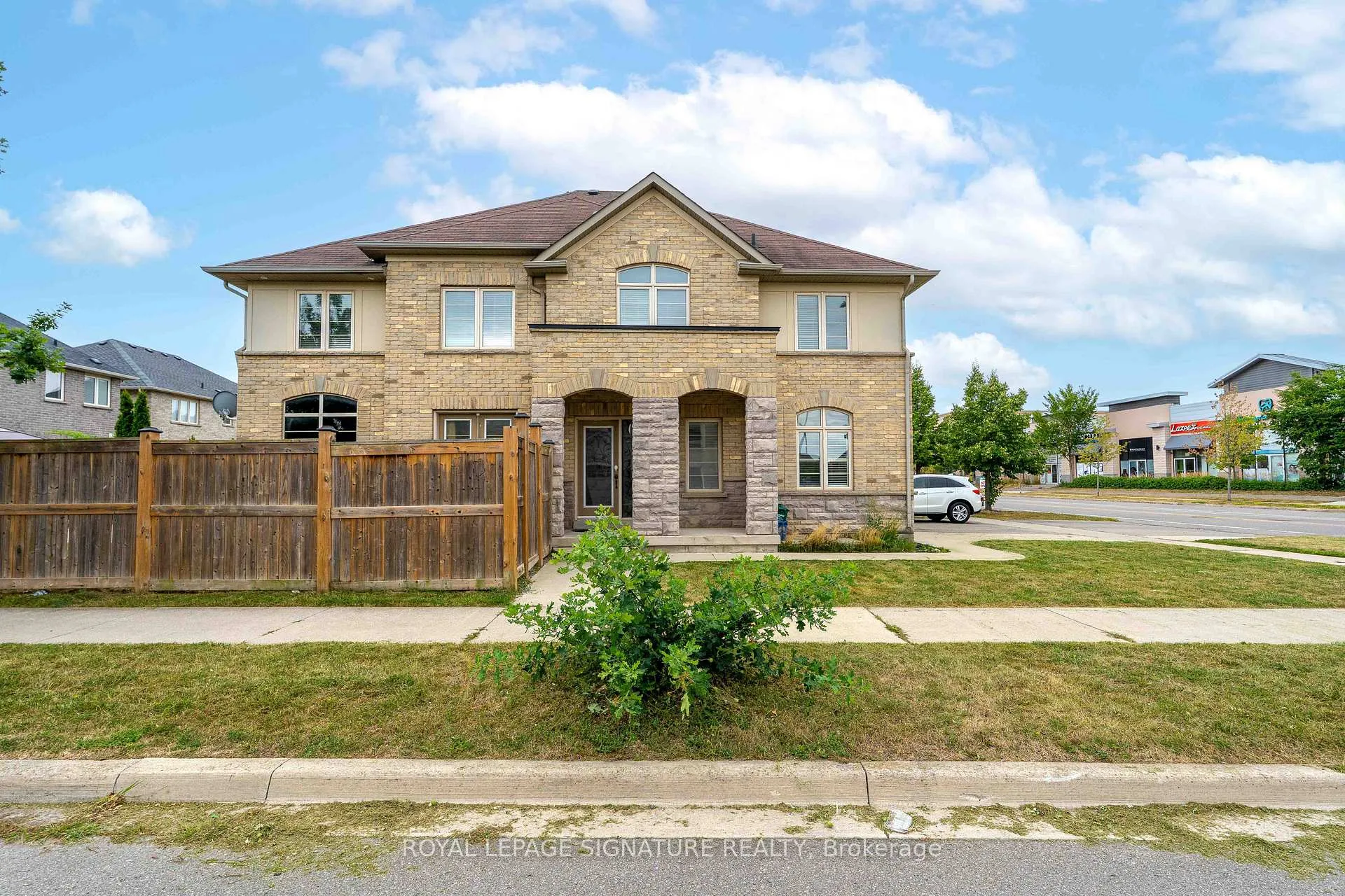 Photo 2 of 4280 Thomas Alton Boulevard, Burlington, Alton — HOMEH