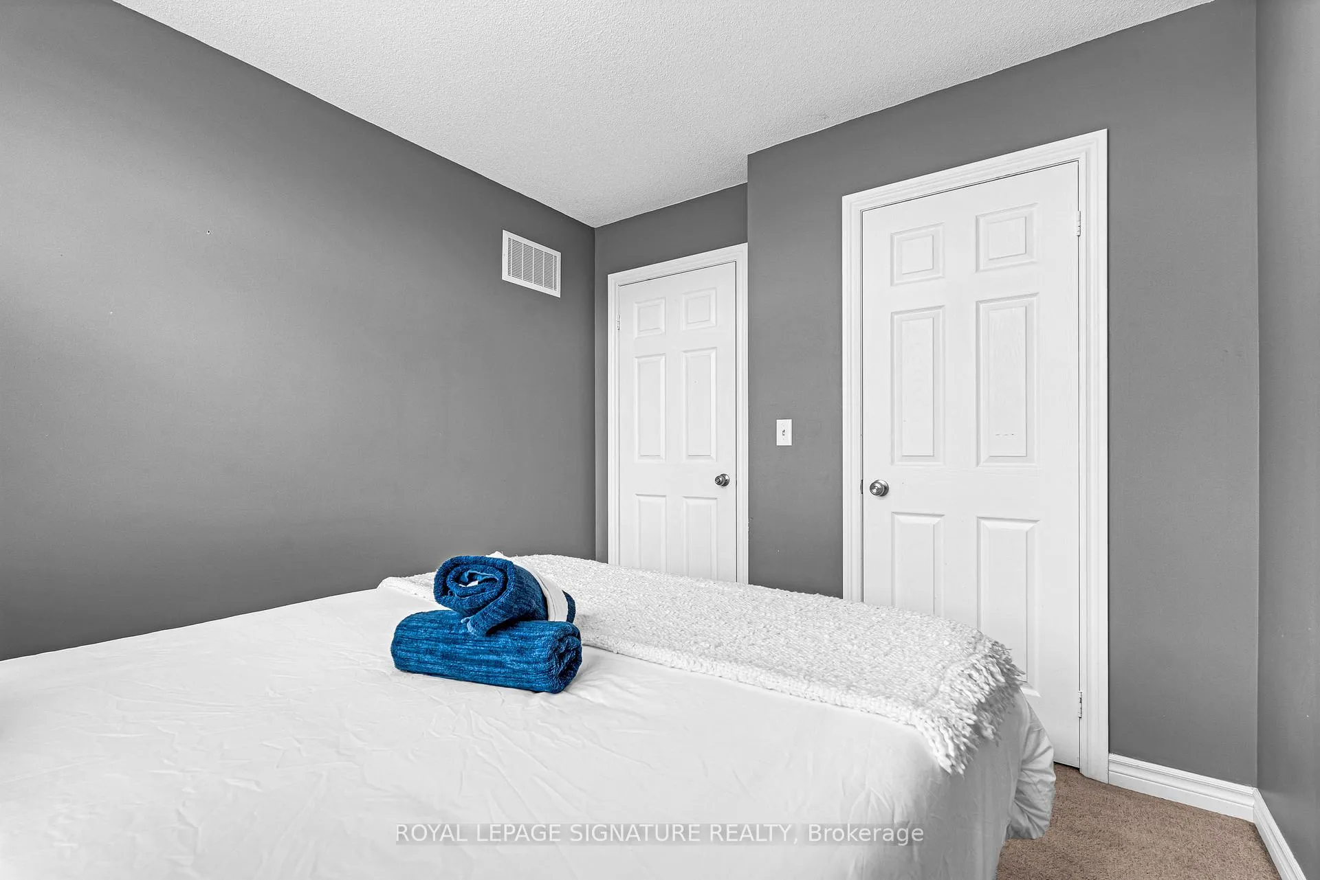 Photo 16 of 4280 Thomas Alton Boulevard, Burlington, Alton — HOMEH