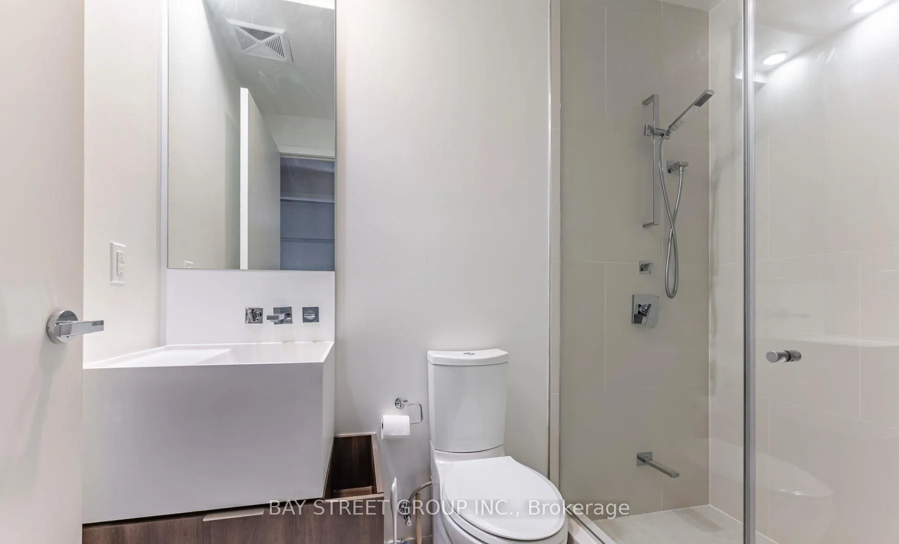 Photo 7 of Unit 425, 1 Bloor Street E, Toronto, Church-Yonge Corridor — HOMEH