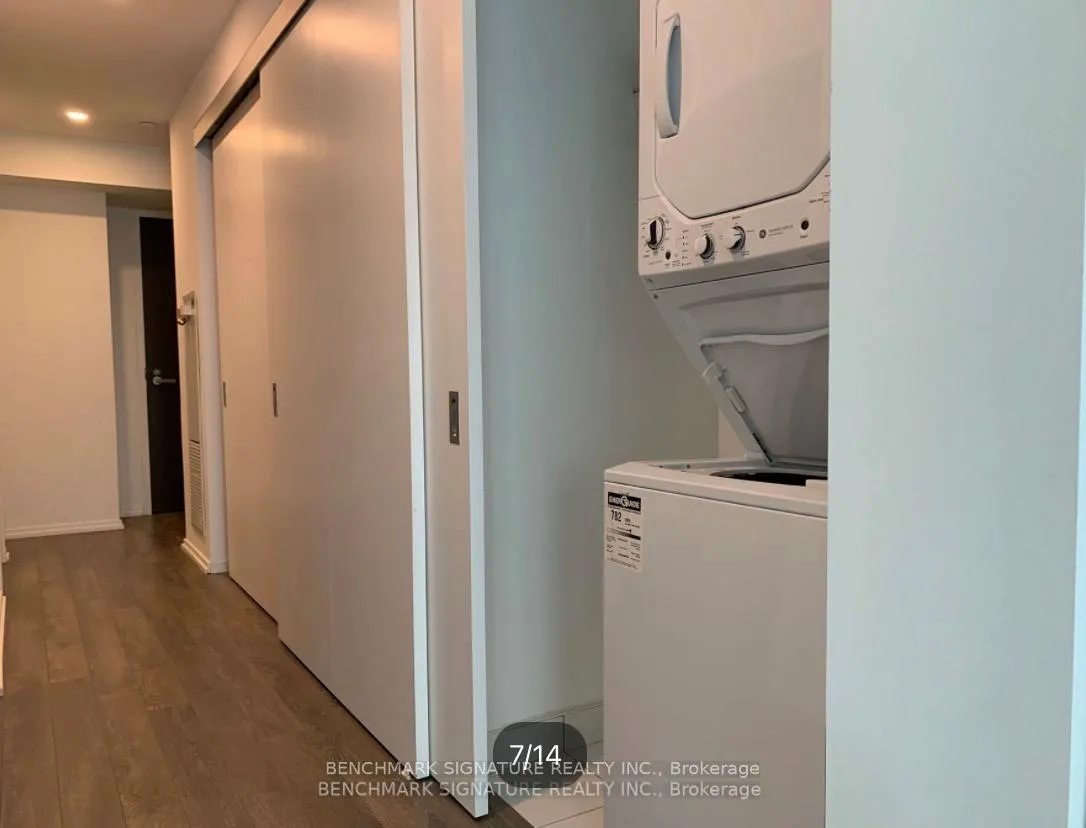 Photo 7 of Unit 5404, 197 Yonge Street, Toronto, Church-Yonge Corridor — HOMEH