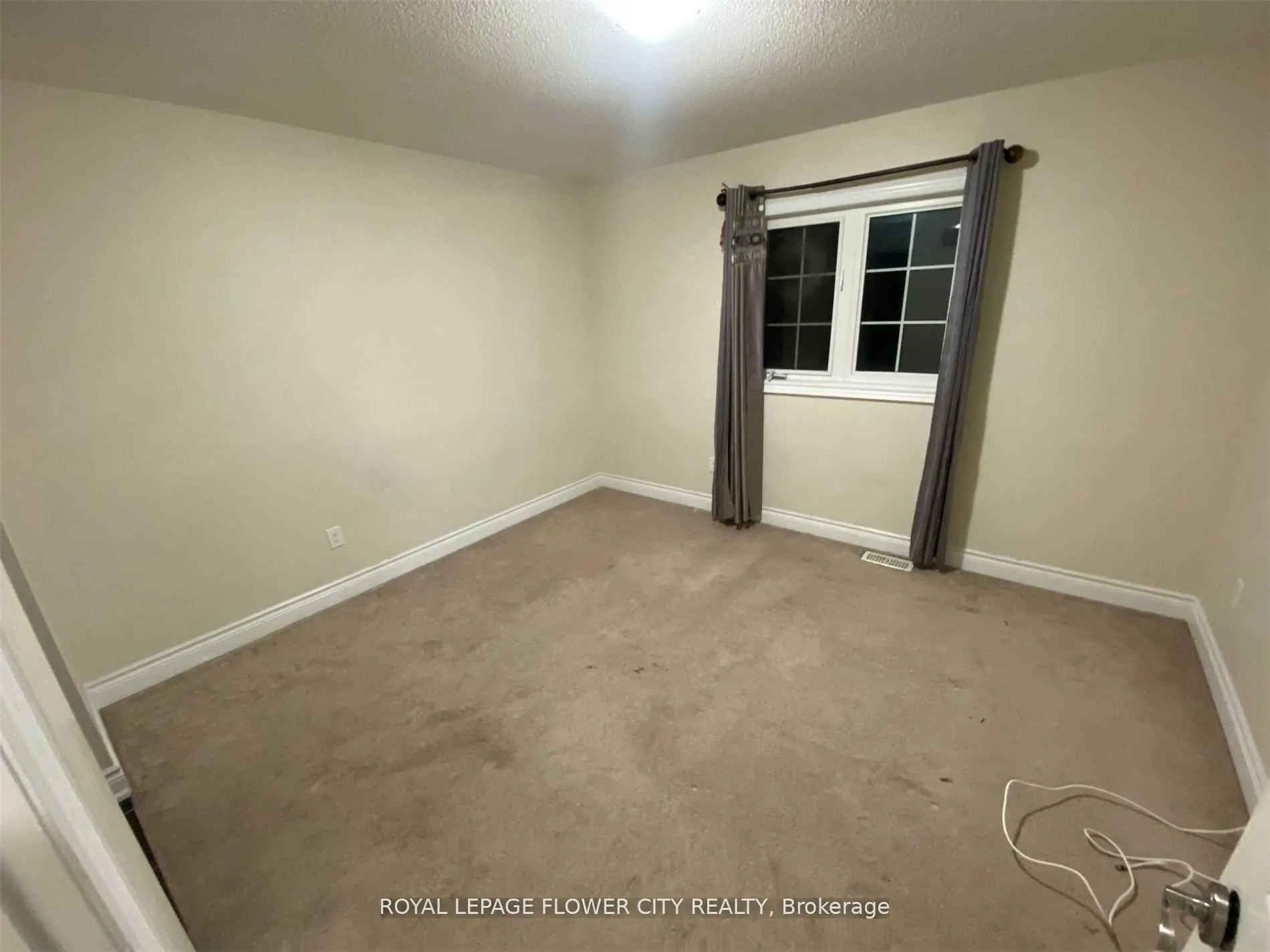 Photo 17 of 38 Black Diamond Crescent, Brampton, Credit Valley — HOMEH