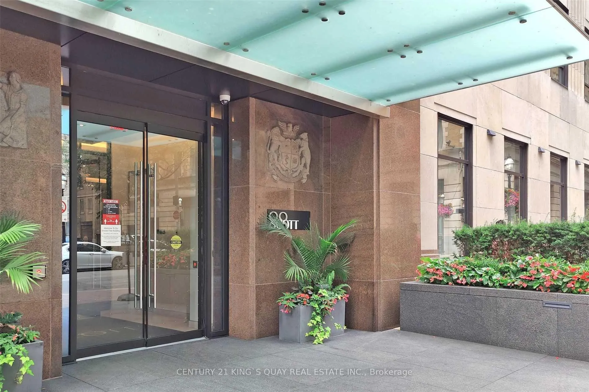 Photo 4 of Unit 1107, 88 Scott Street, Toronto, Church-Yonge Corridor — HOMEH