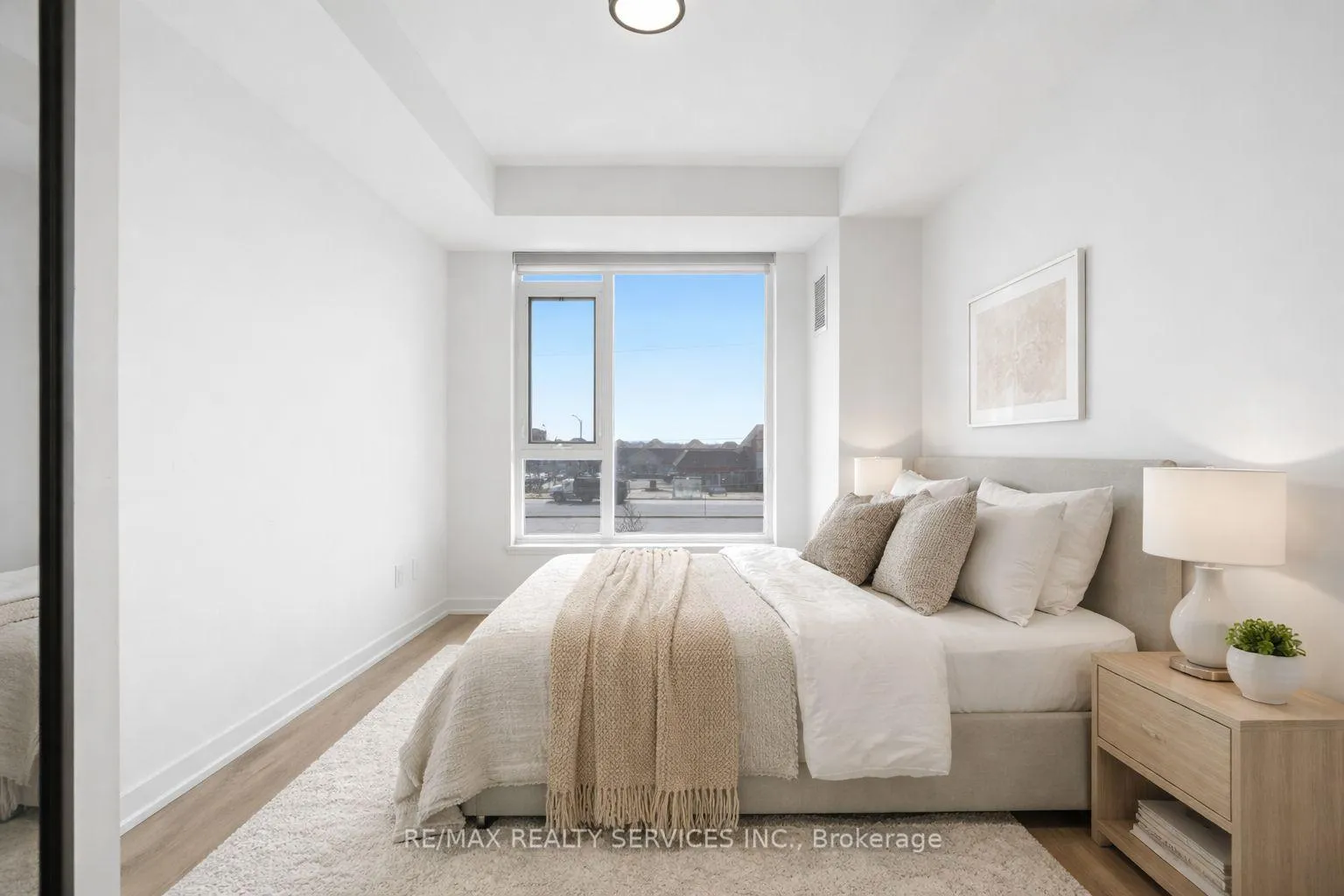 Photo 18 of Unit 208, 10 Lagerfeld Drive, Brampton, Northwest Brampton — HOMEH